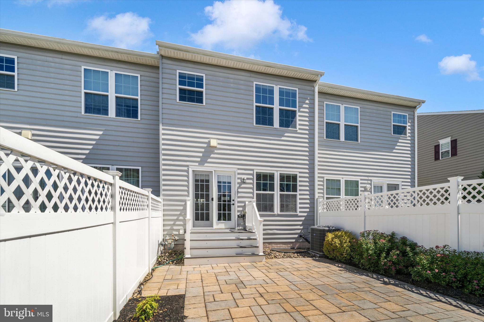 LINTON AT BALLENGER - Residential