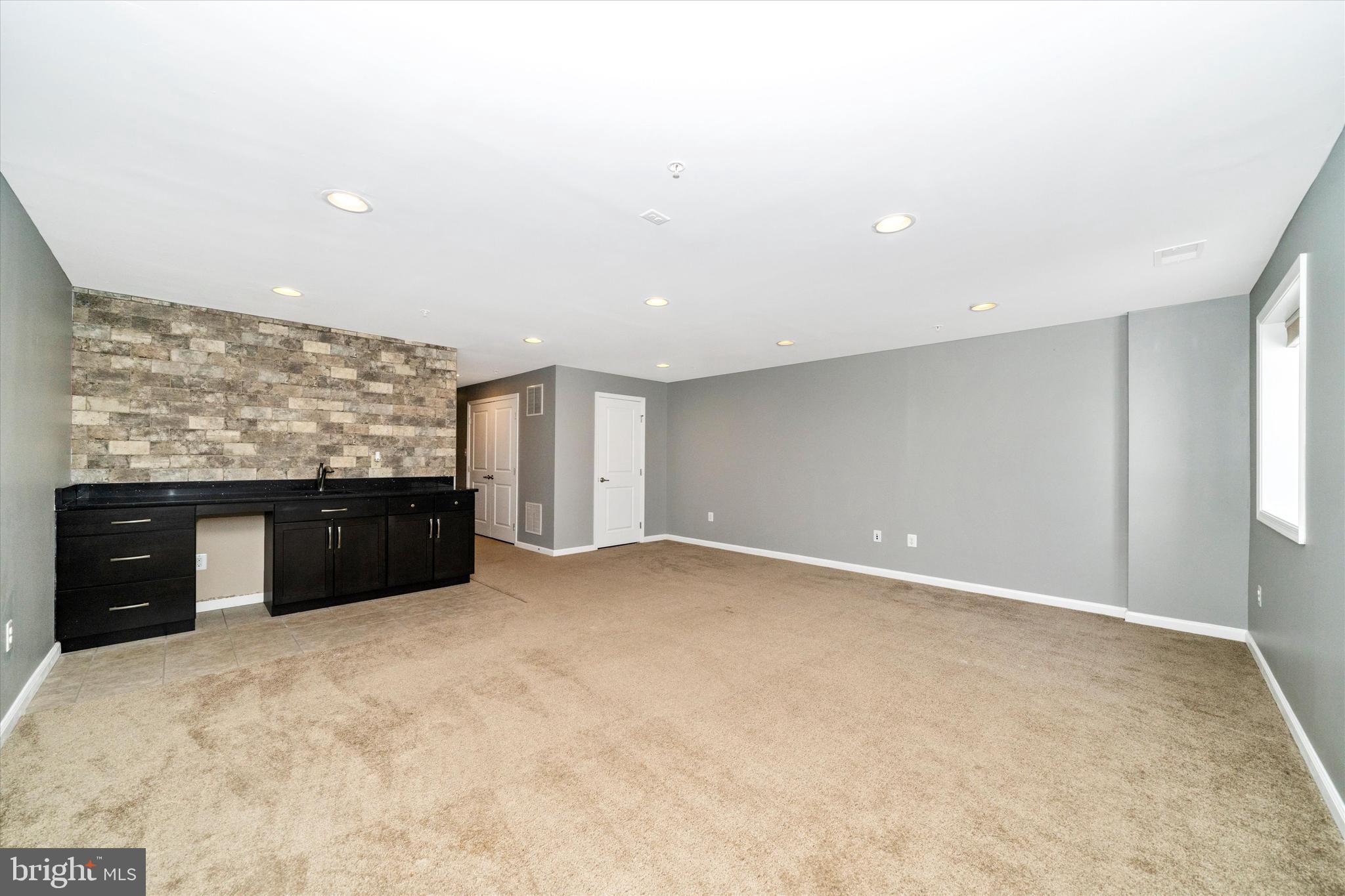 LINTON AT BALLENGER - Residential
