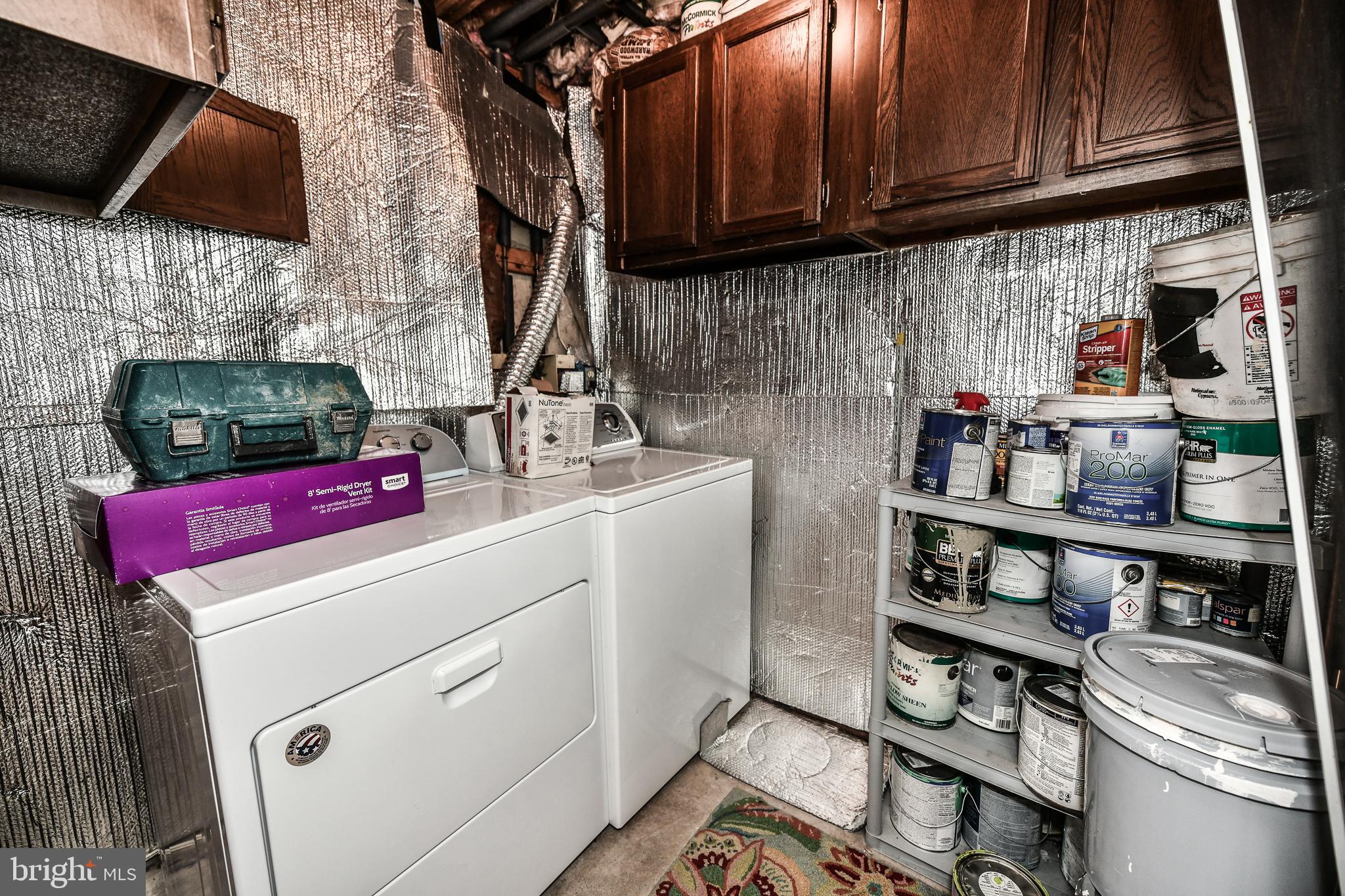 STONEHENGE - Residential Lease