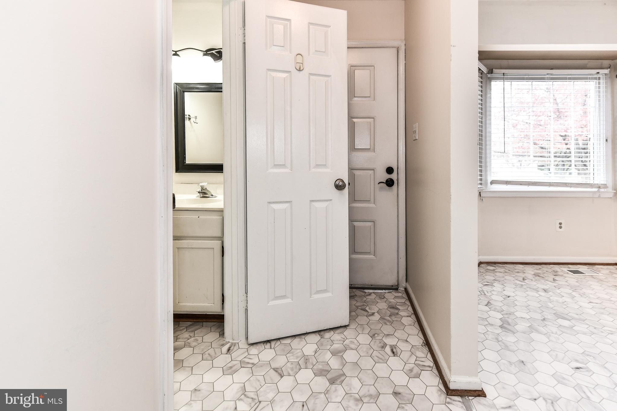 STONEHENGE - Residential Lease