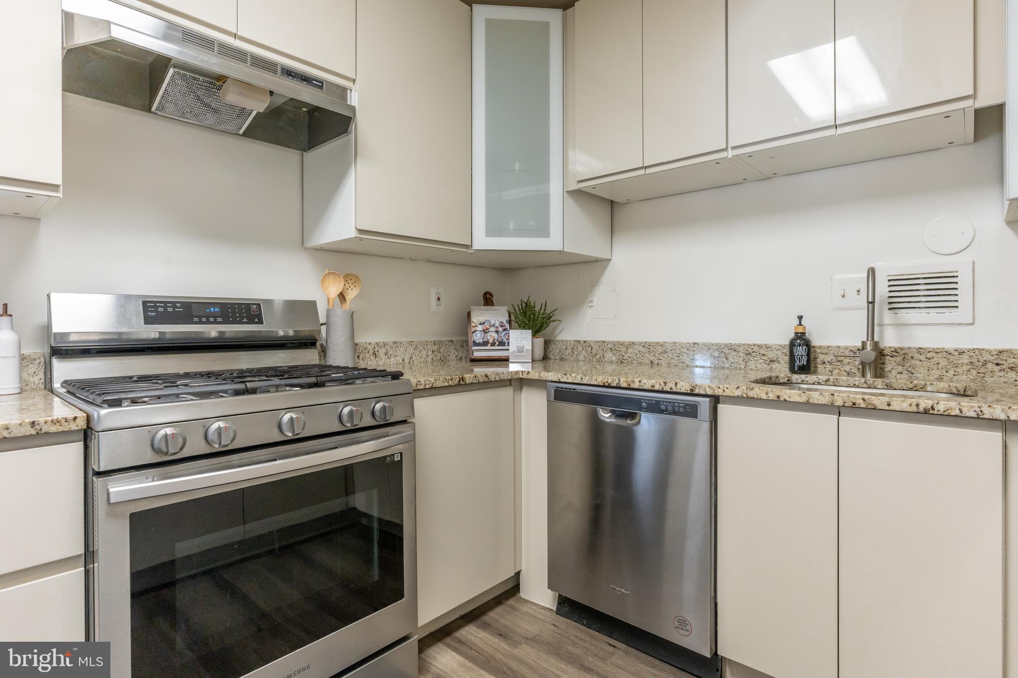 WILLOUGHBY OF CHEVY CHASE - Residential