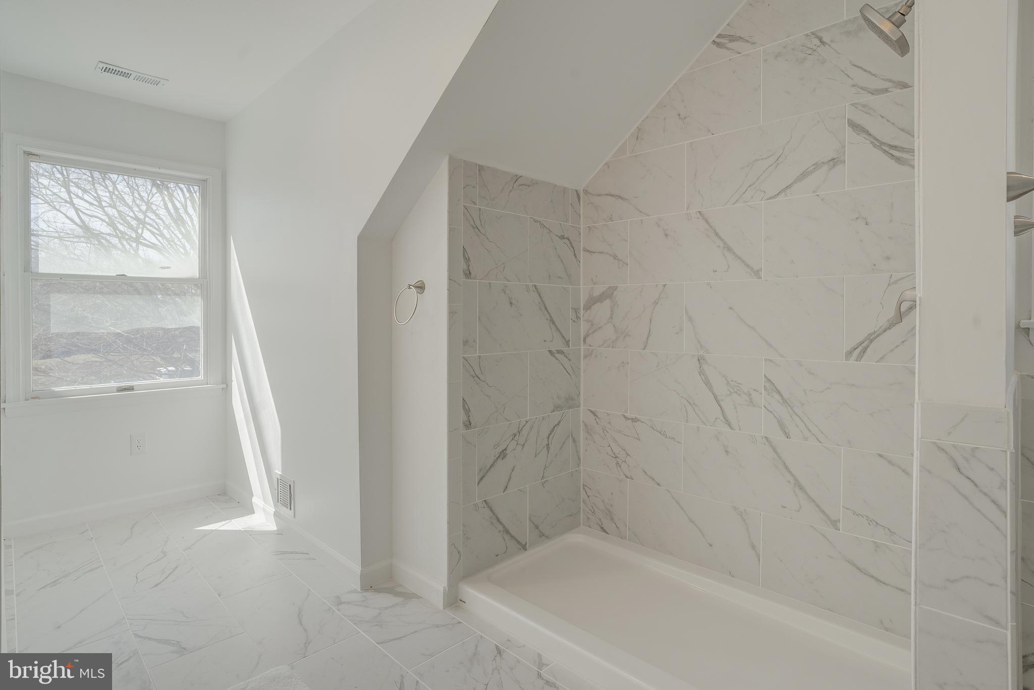 RESERVOIR RIDGE - Residential