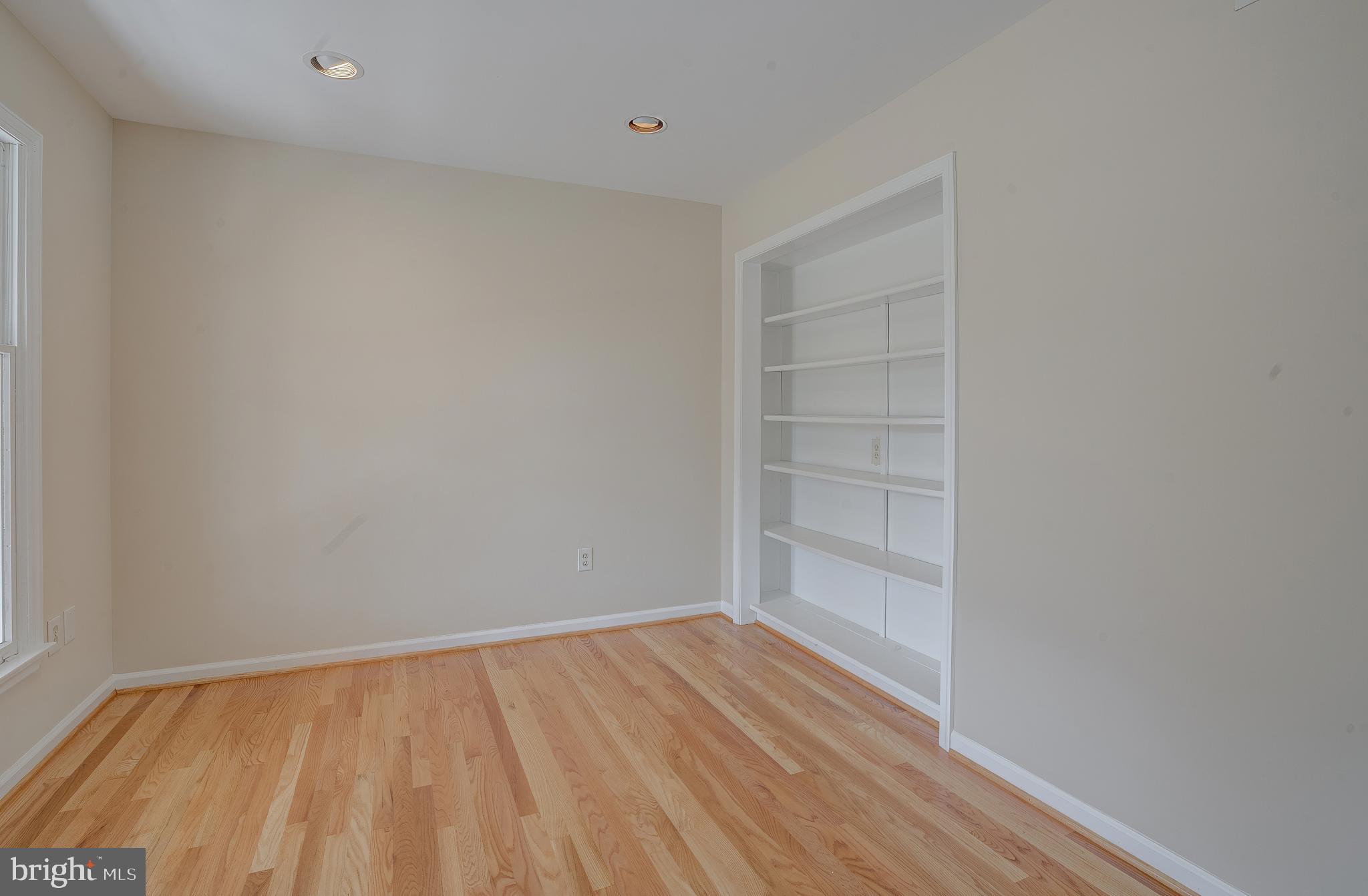 RESERVOIR RIDGE - Residential