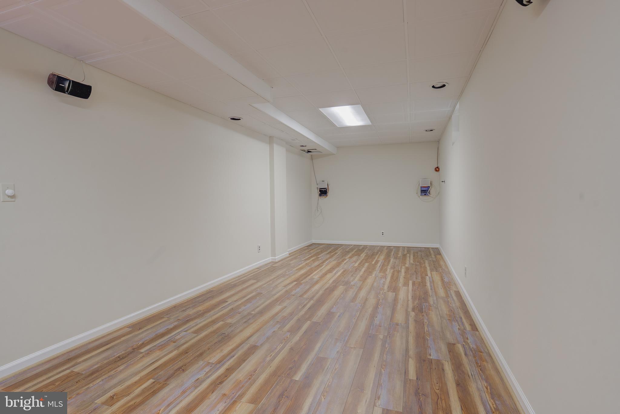 RESERVOIR RIDGE - Residential