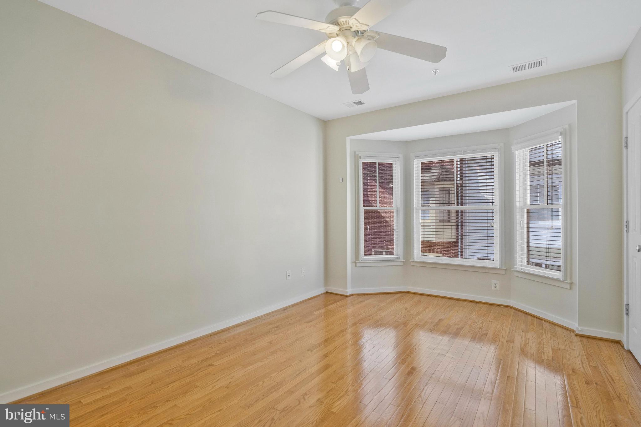 CLARENDON PARK - Residential Lease