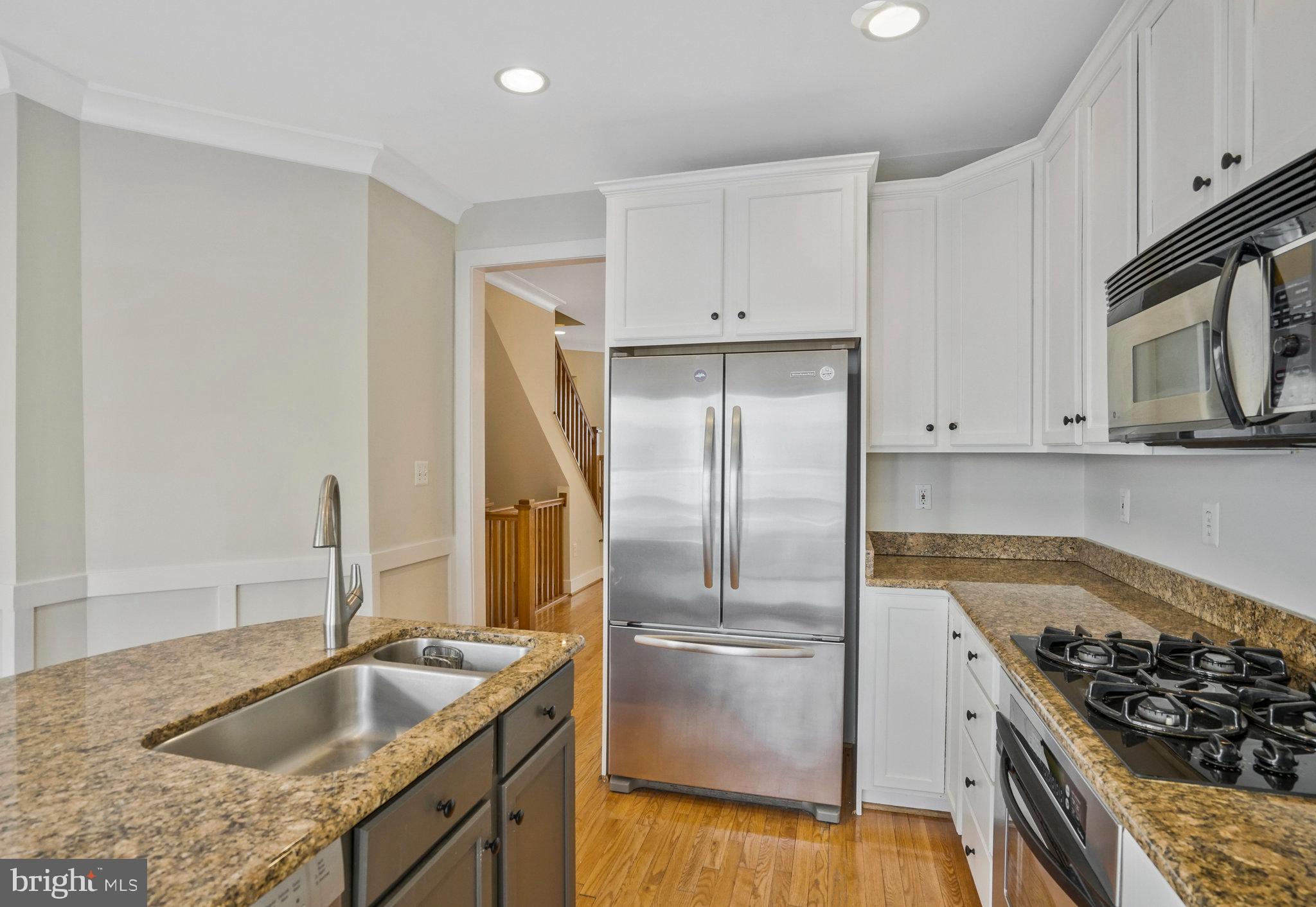 CLARENDON PARK - Residential Lease