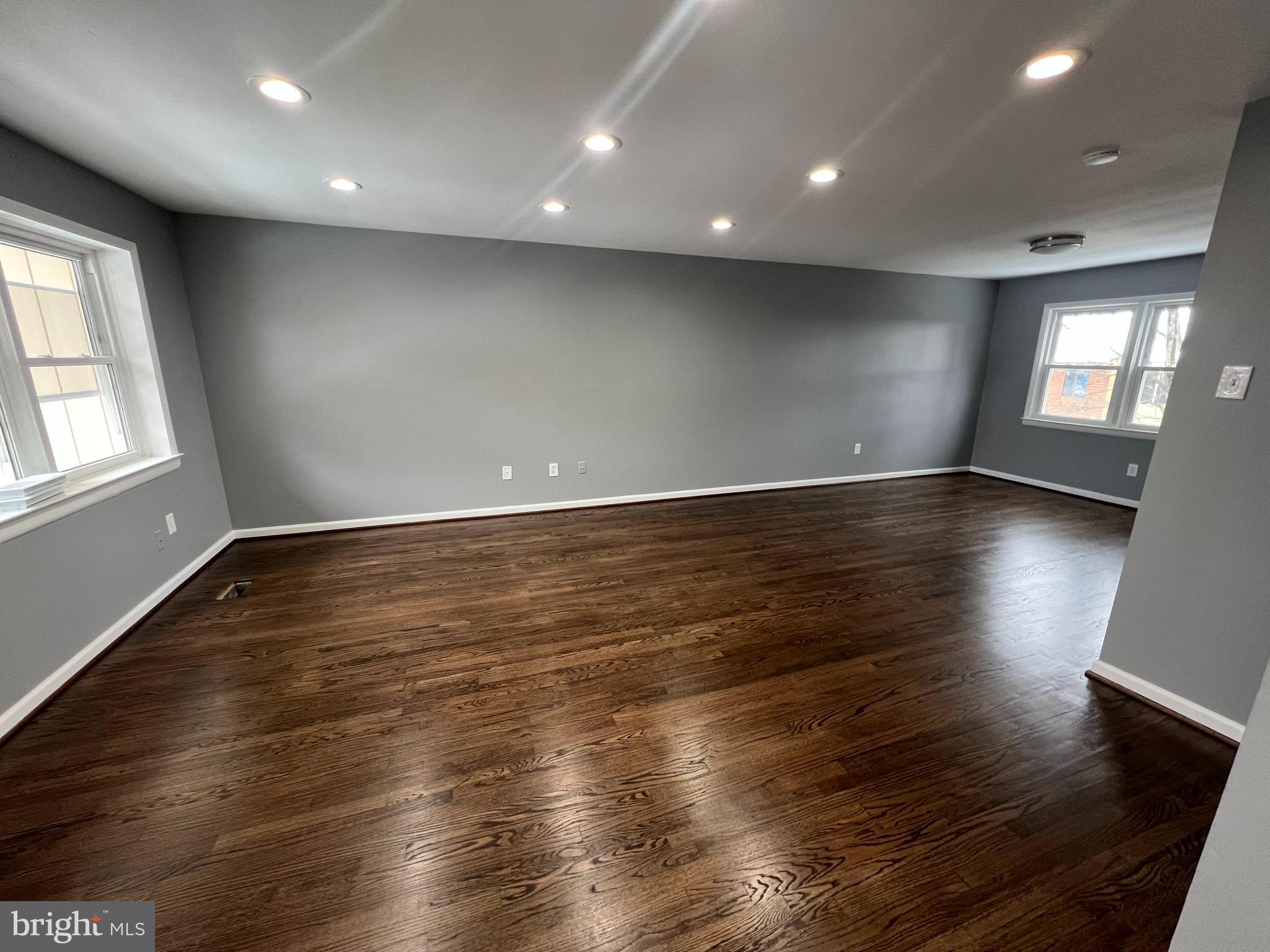 PROPHECY - Residential Lease