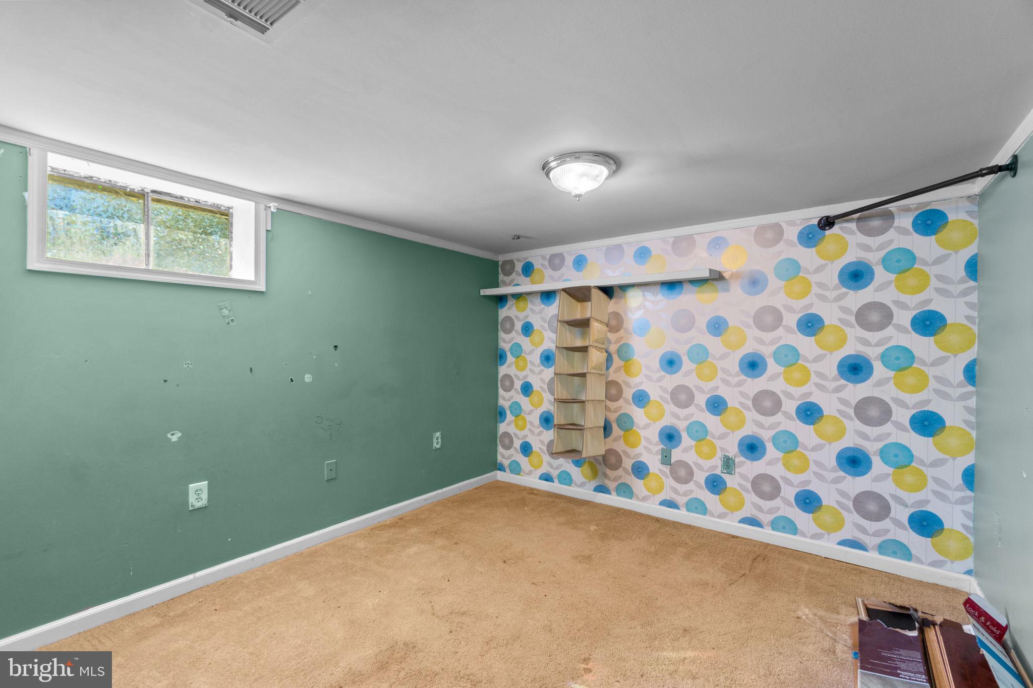 PERRY HALL - Residential