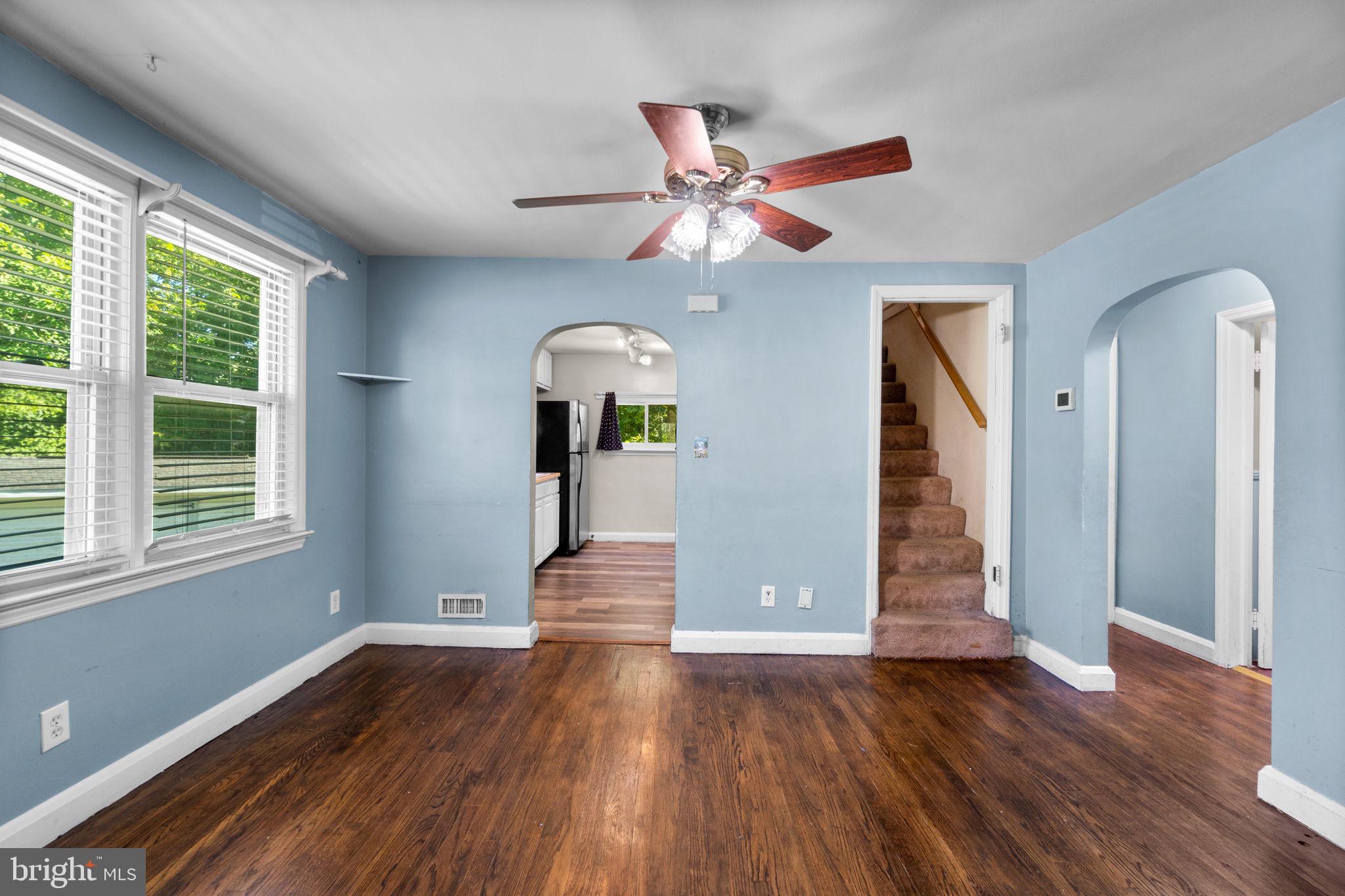 PERRY HALL - Residential