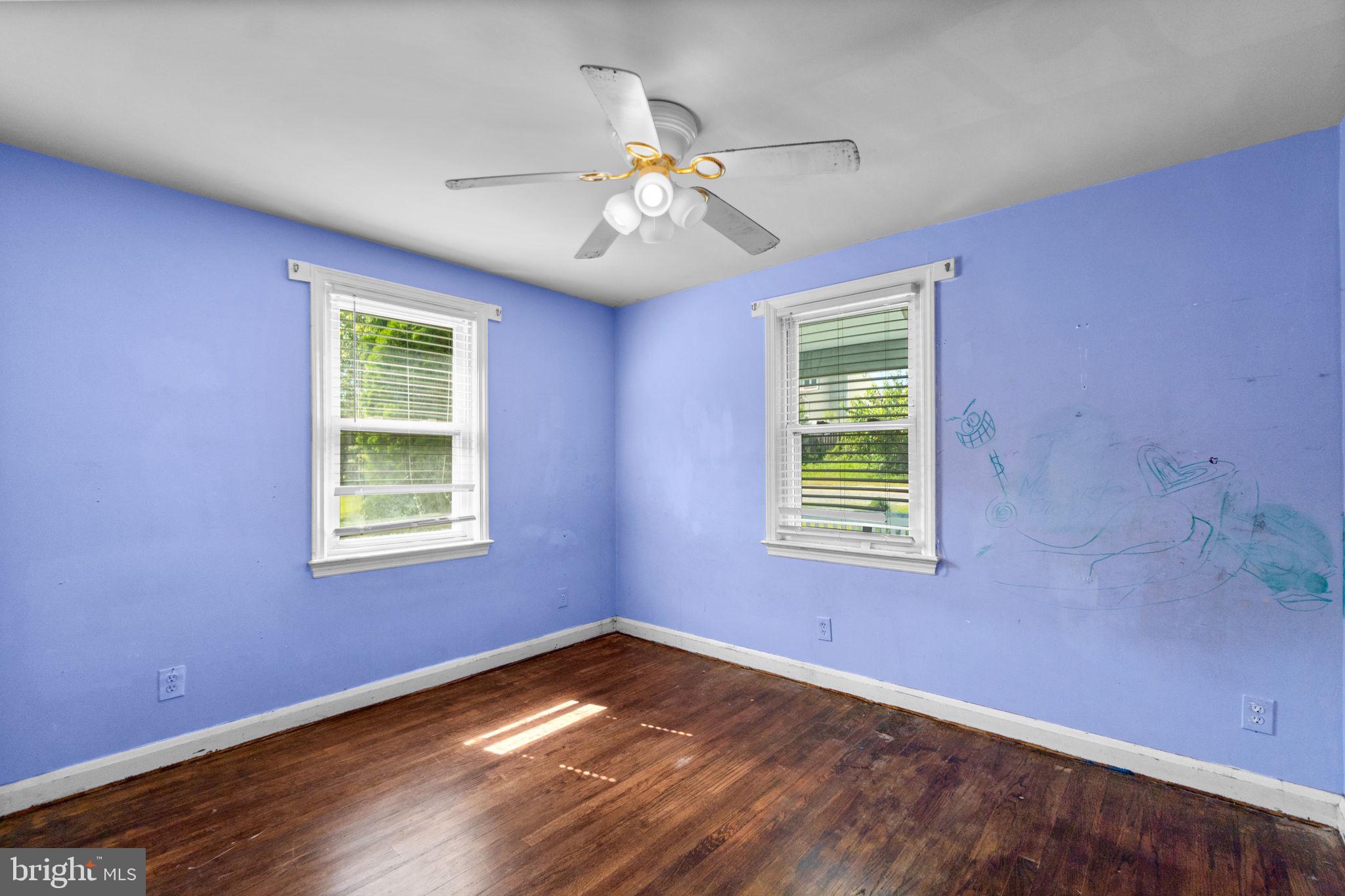 PERRY HALL - Residential