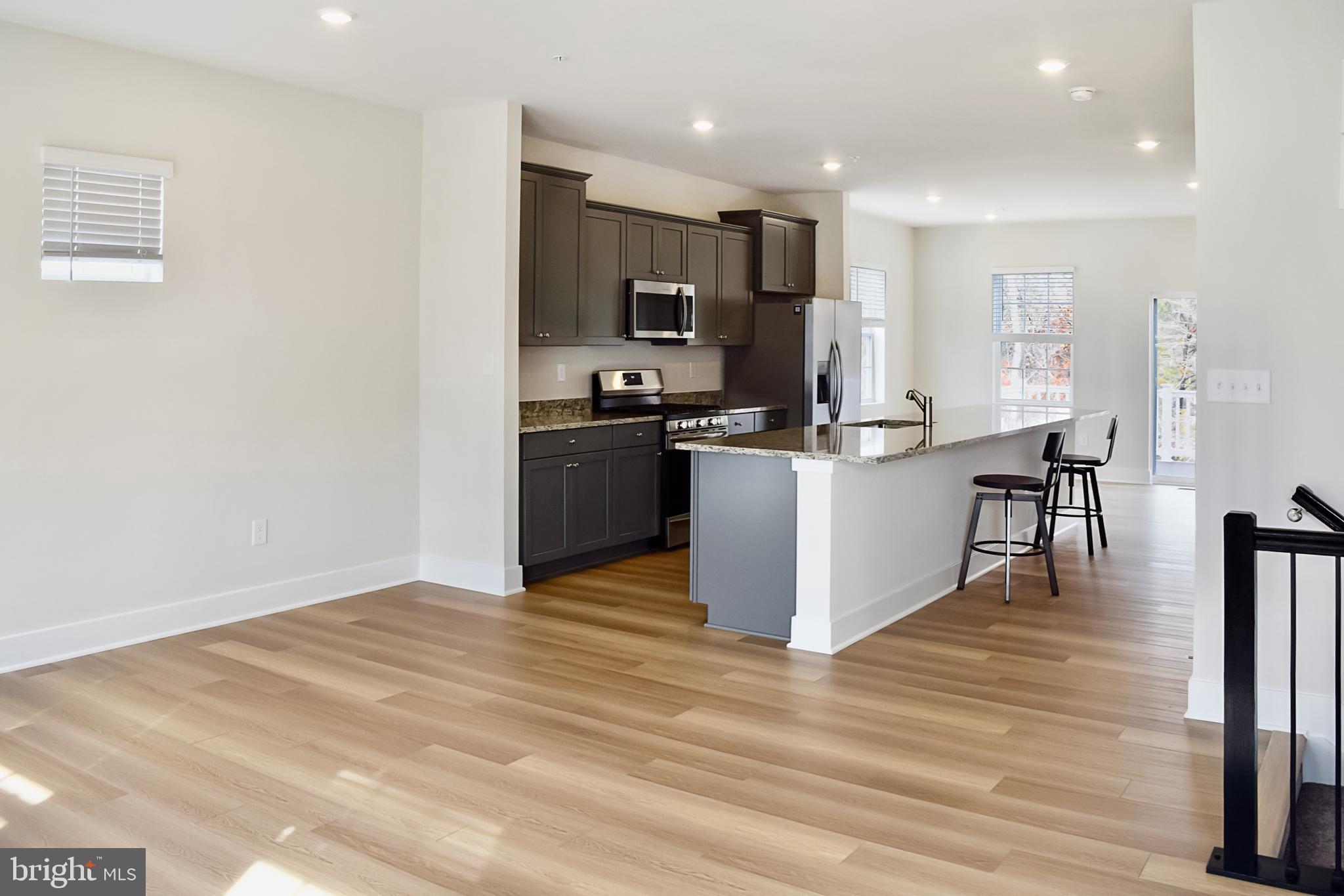 THE WOODS AT MYRTLE POINT - Residential Lease