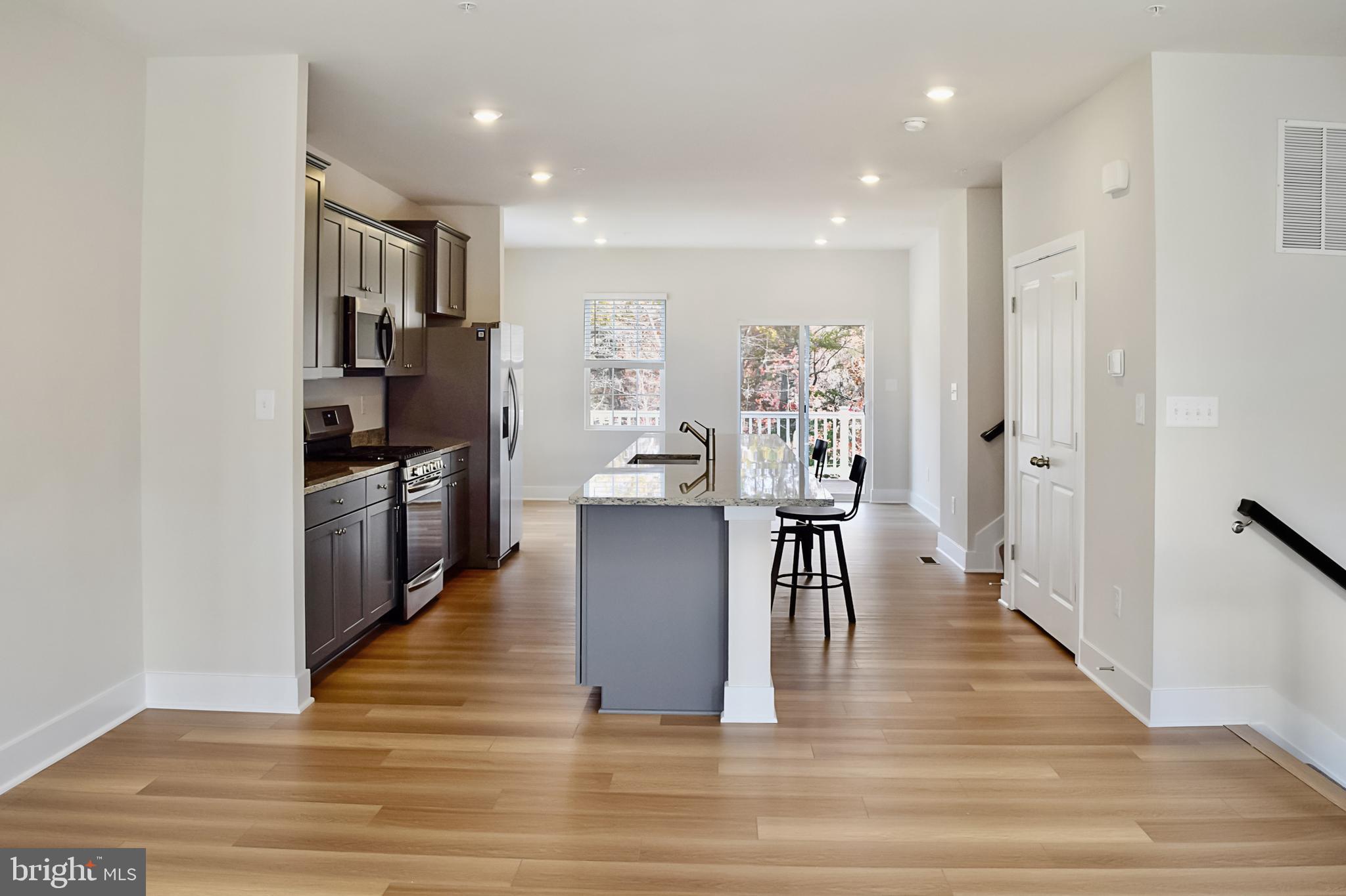 THE WOODS AT MYRTLE POINT - Residential Lease