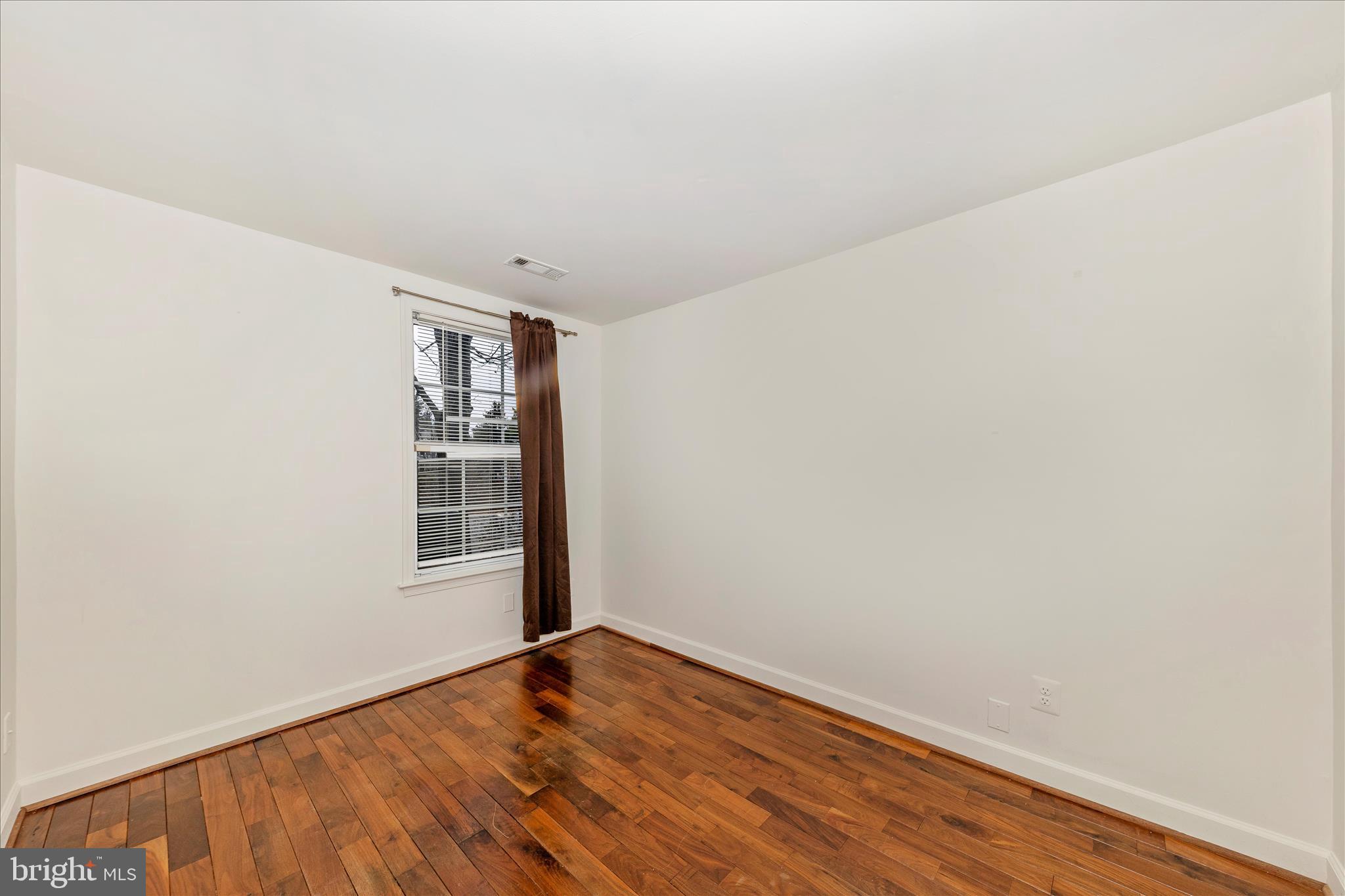 ROGERS FORGE - Residential