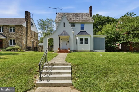 MLS: MDBA2219860