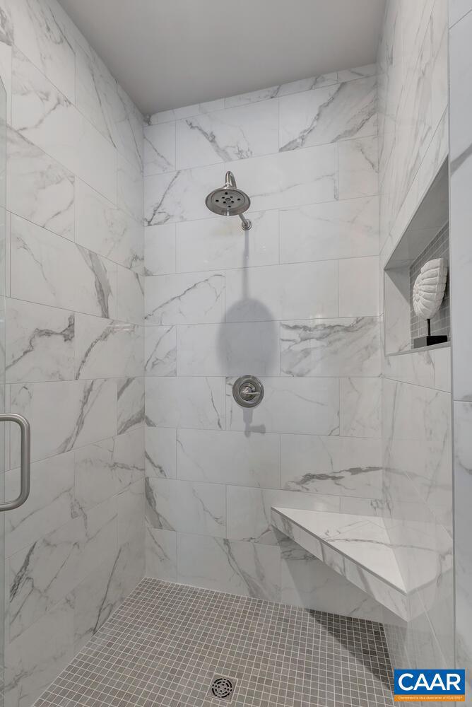 OLD TRAIL - Residential