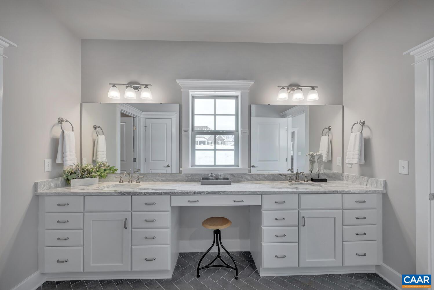 OLD TRAIL - Residential