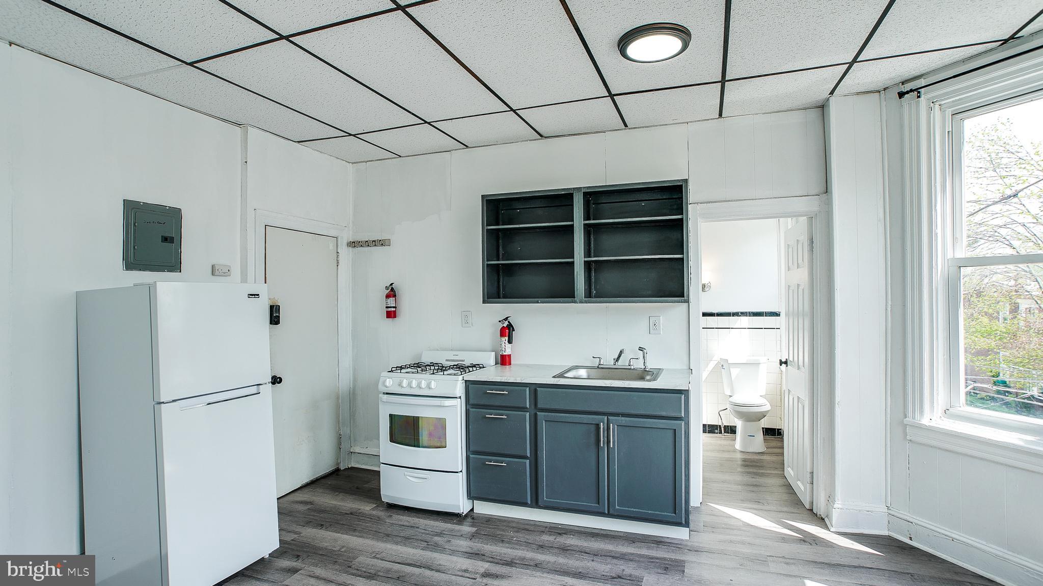 FRANKFORD - Residential Income