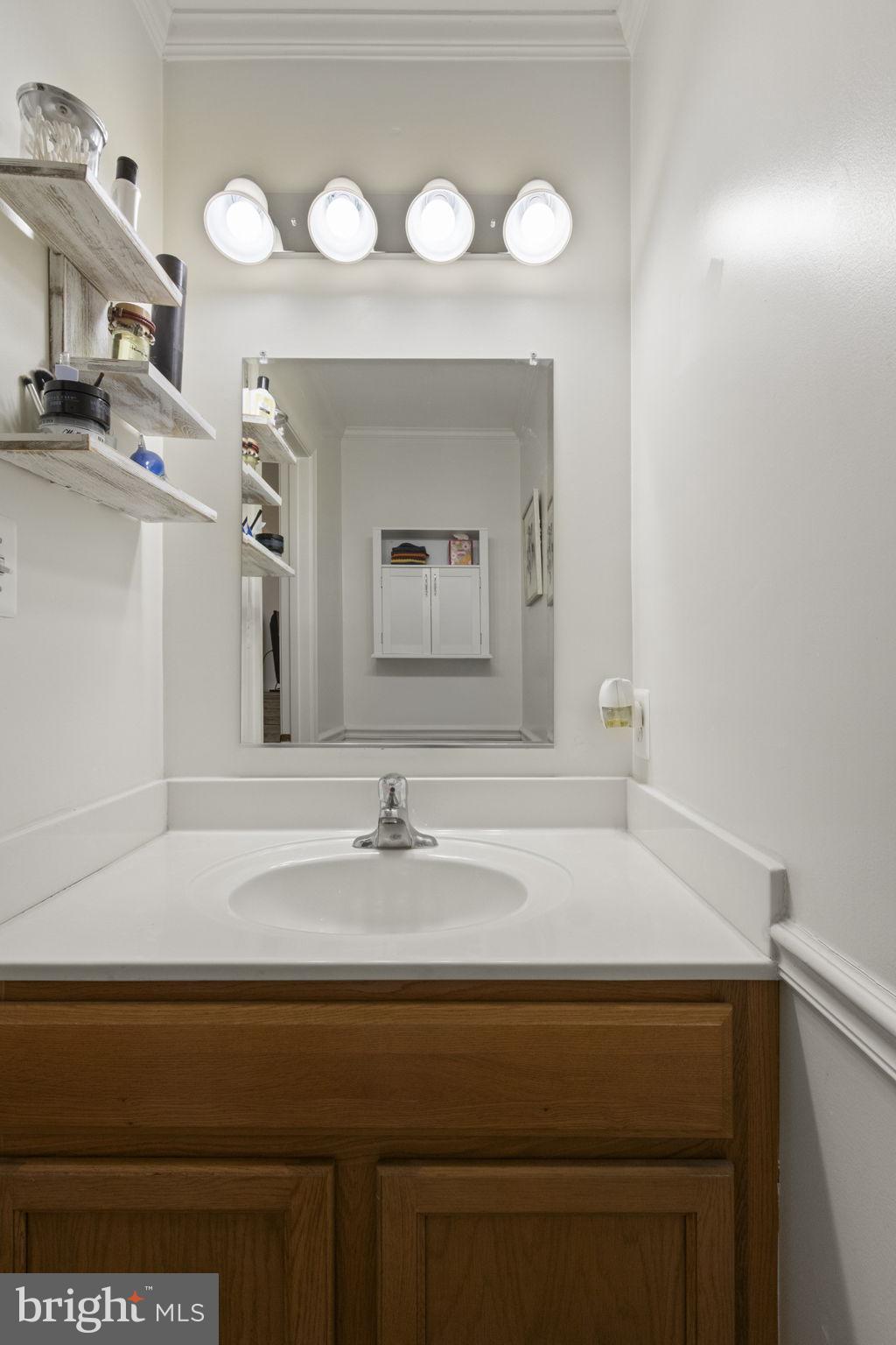 SUNNINGDALE MEADOWS - Residential