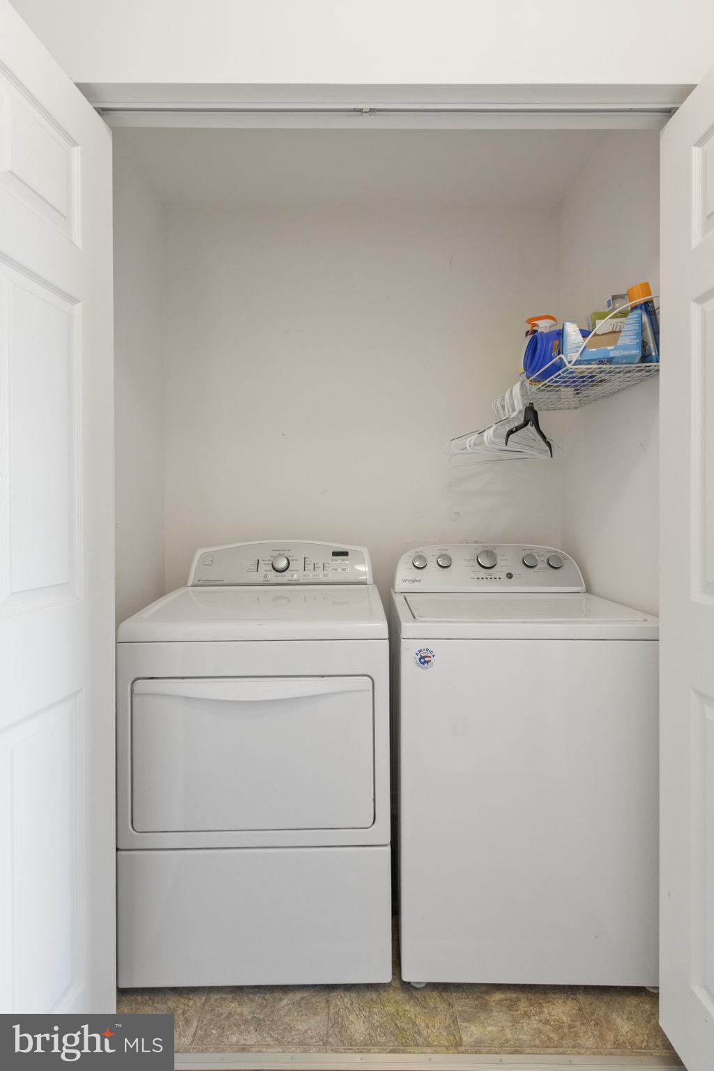 SUNNINGDALE MEADOWS - Residential