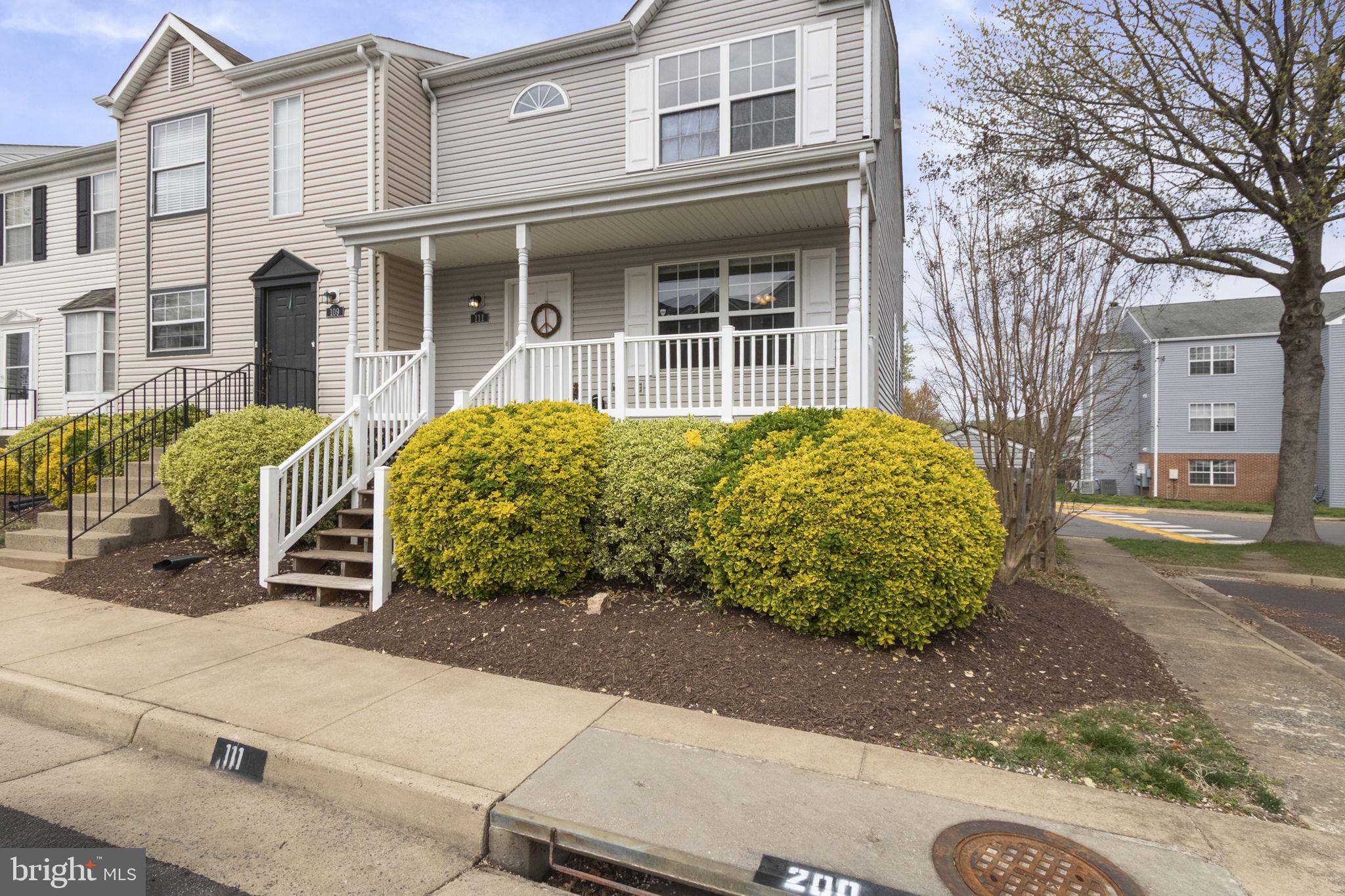 SUNNINGDALE MEADOWS - Residential