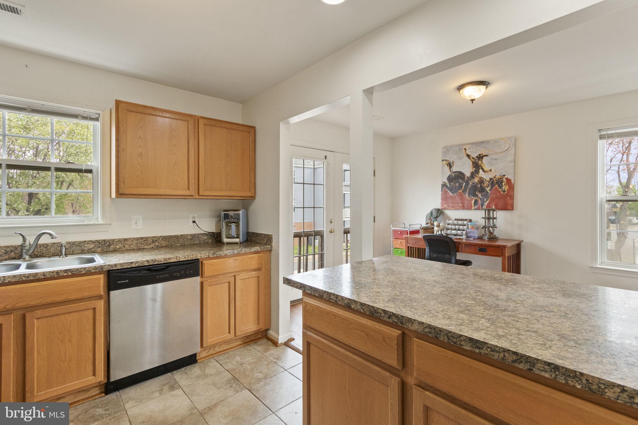 SUNNINGDALE MEADOWS - Residential