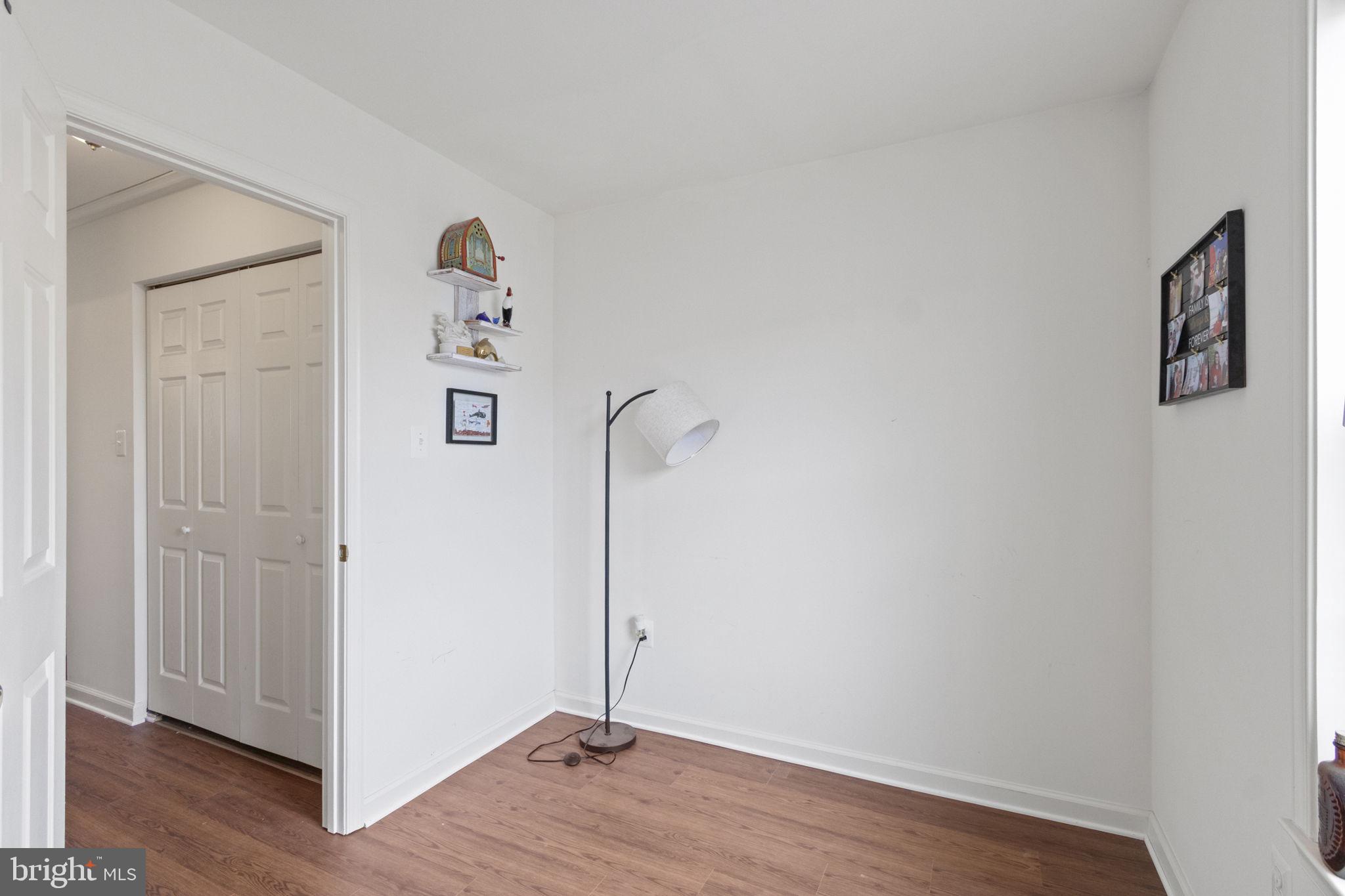 SUNNINGDALE MEADOWS - Residential