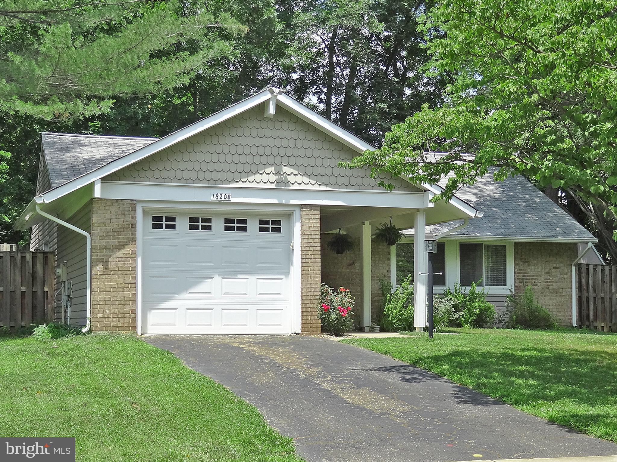 AMBER MEADOWS - Residential