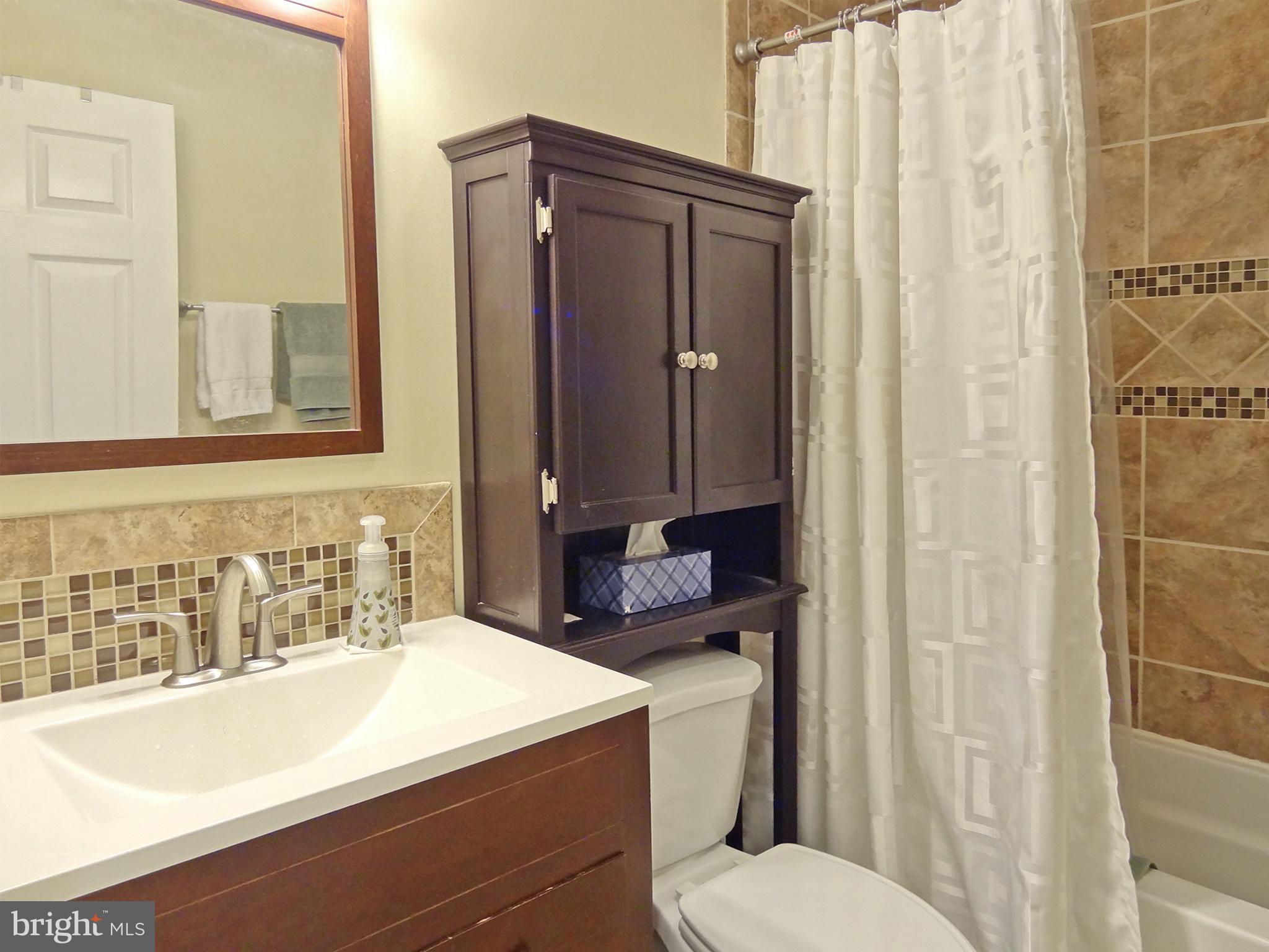 AMBER MEADOWS - Residential