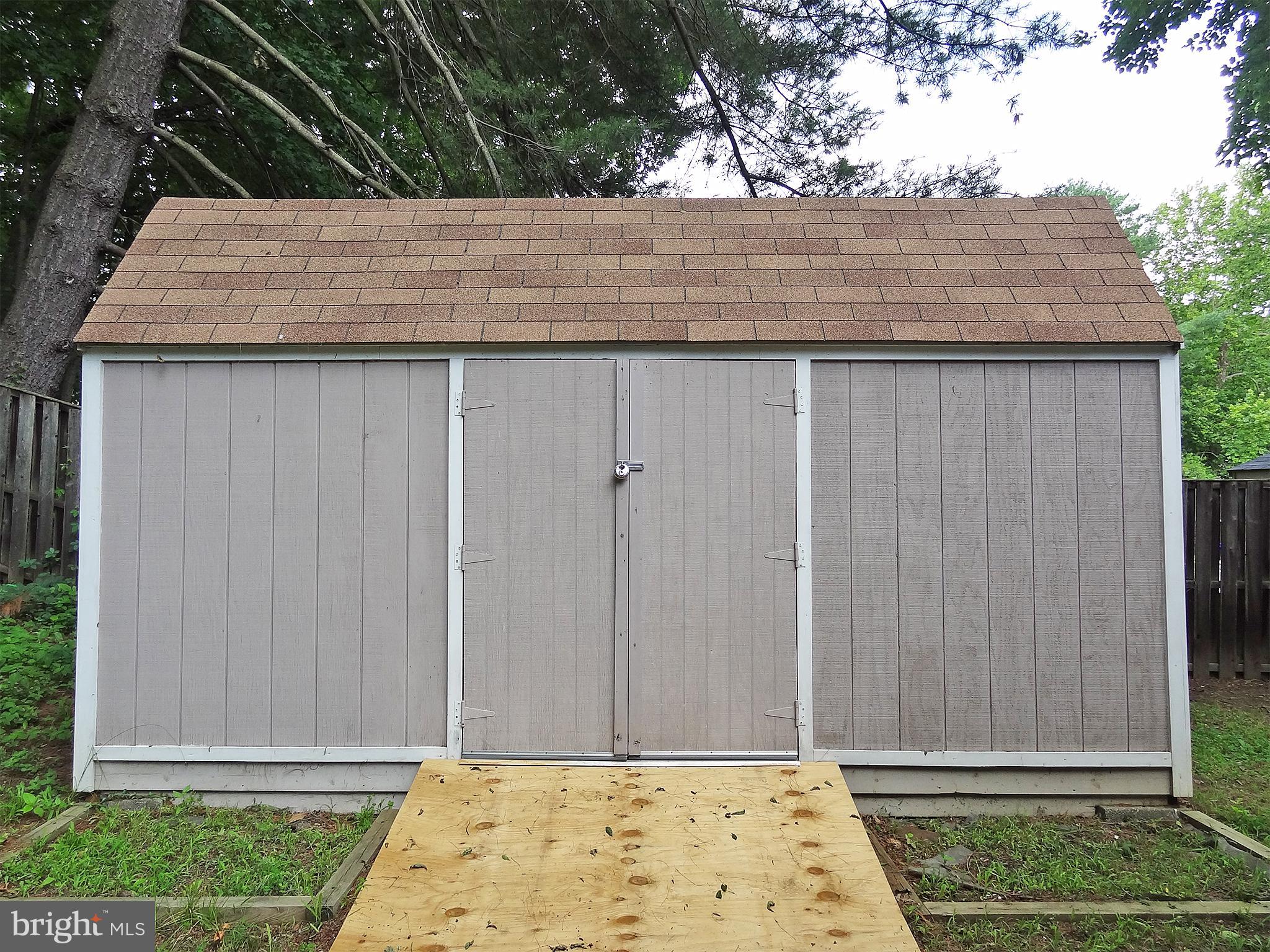 AMBER MEADOWS - Residential