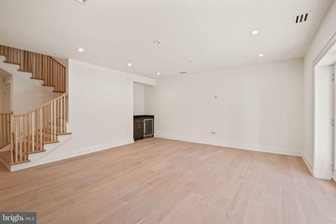 listing image 45