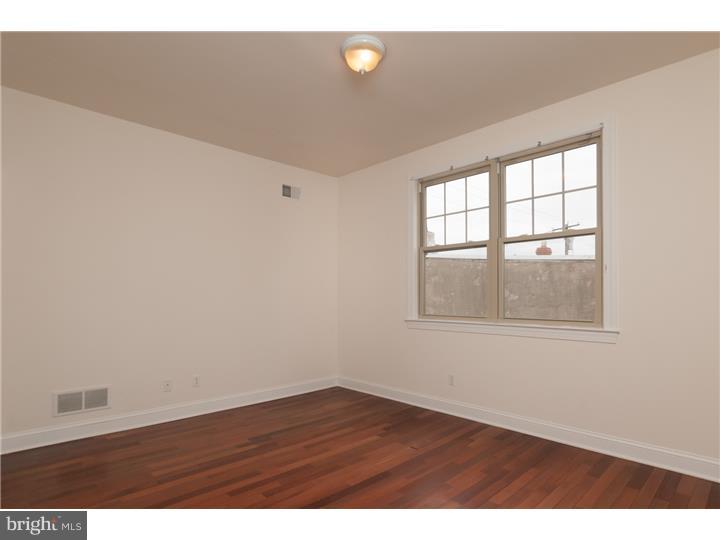 POINT BREEZE - Residential