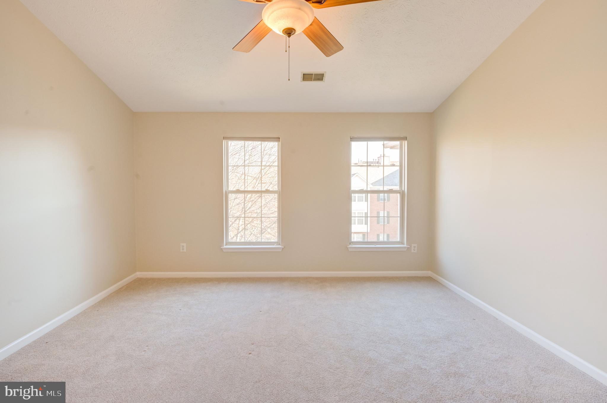 GARDEN OWINGS MILLS - Residential Lease