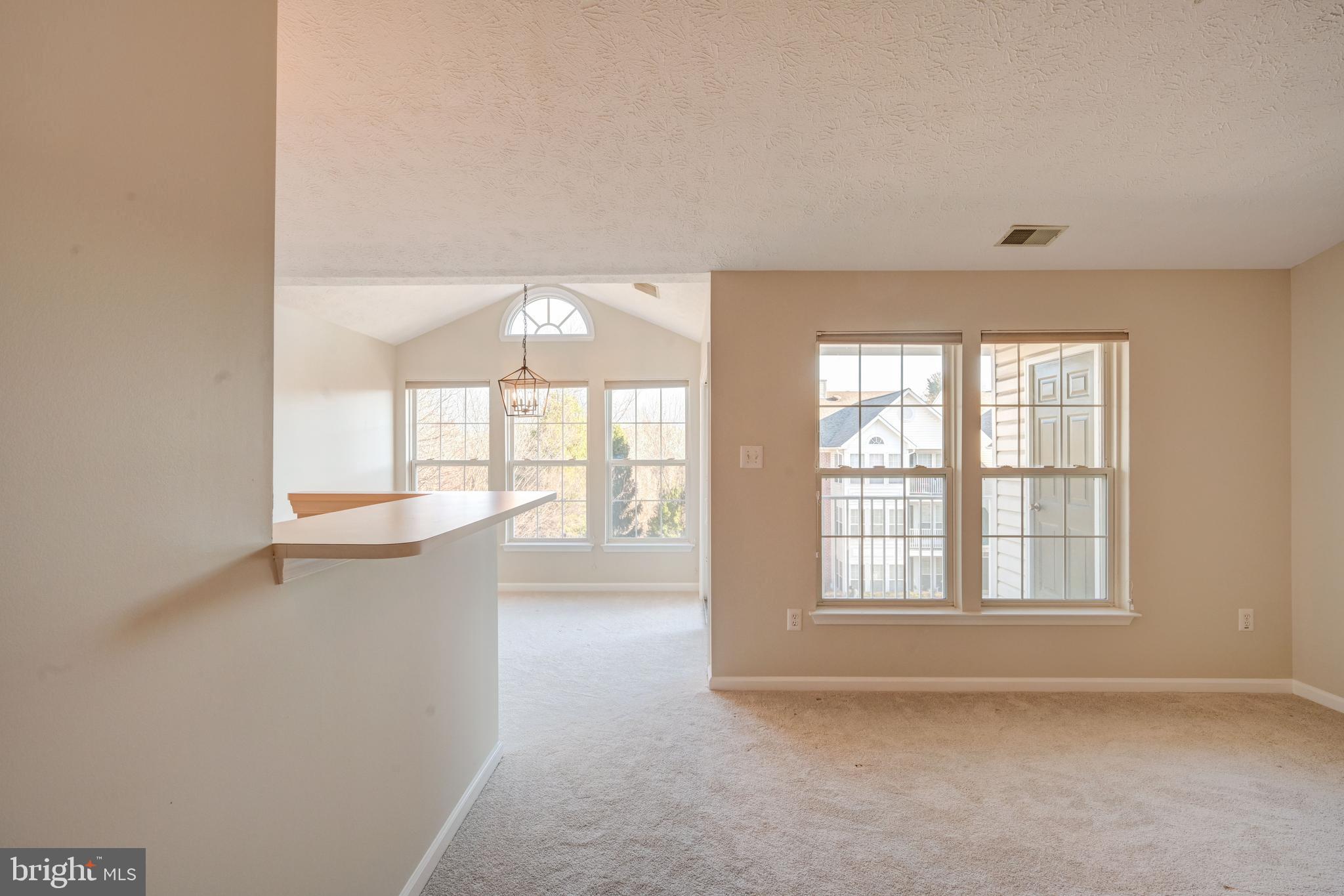 GARDEN OWINGS MILLS - Residential Lease