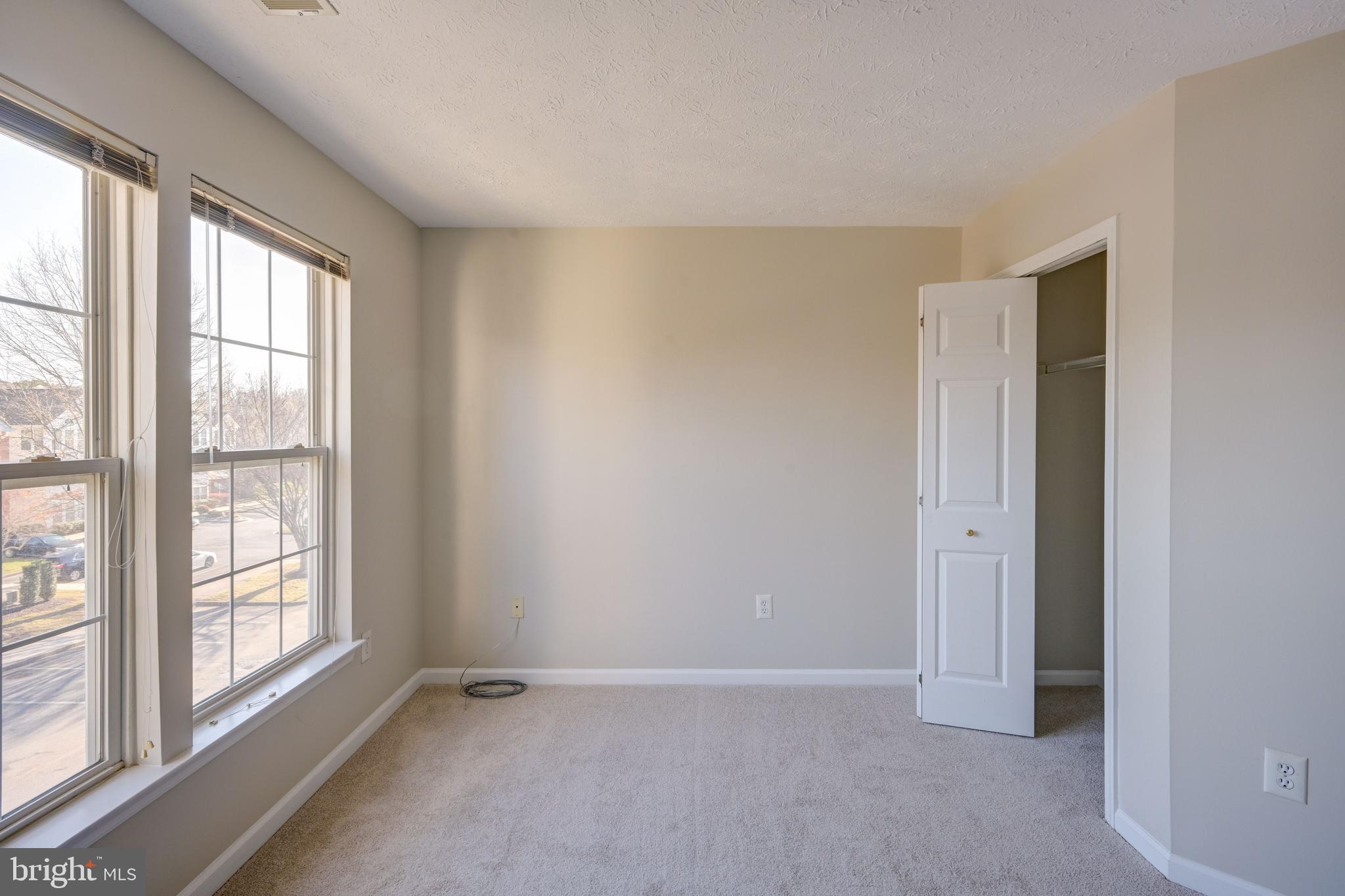 GARDEN OWINGS MILLS - Residential Lease