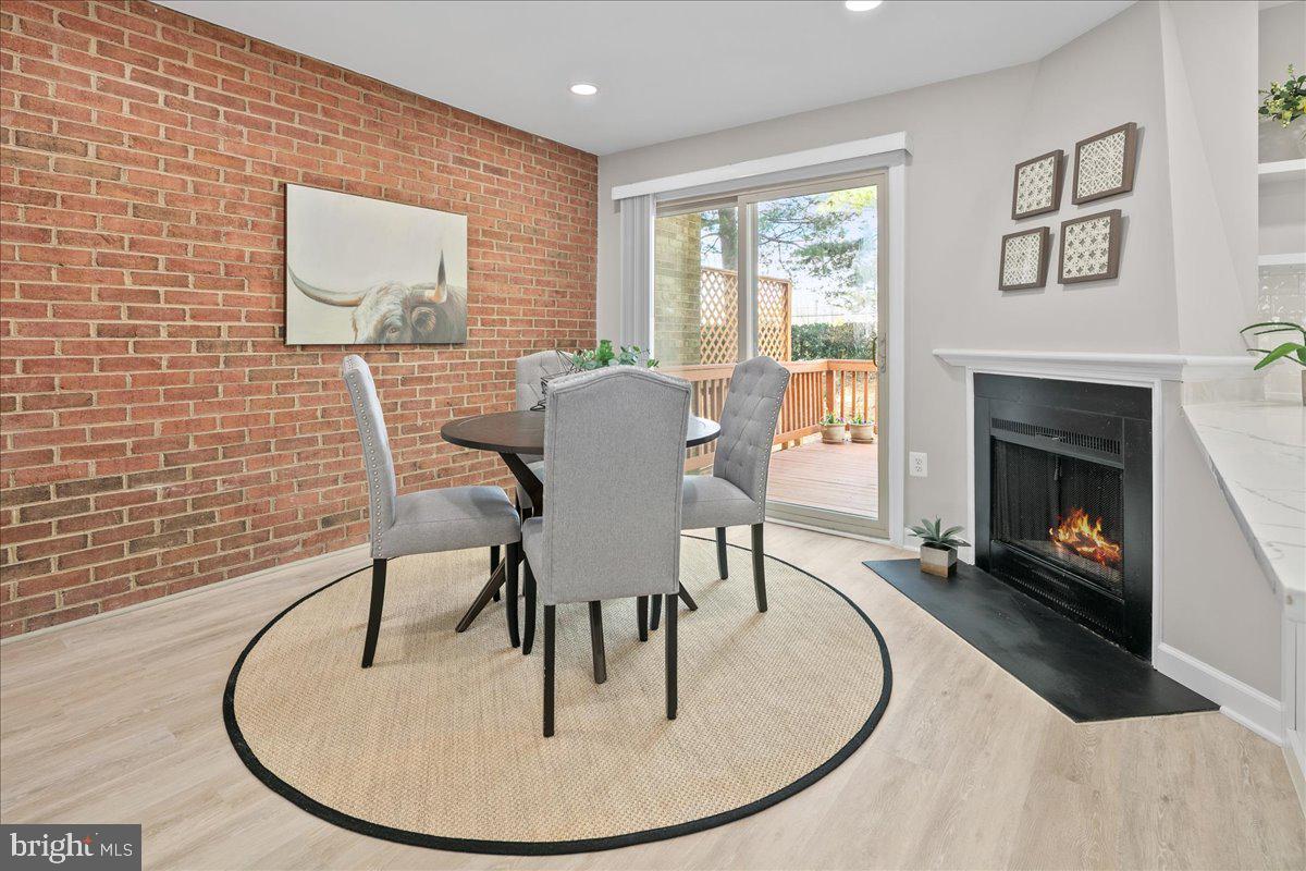 COUNTRY CREEK - Residential