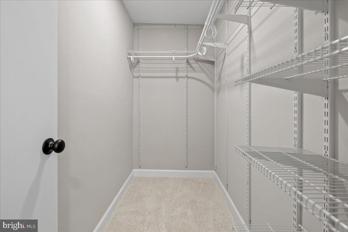 COUNTRY CREEK - Residential