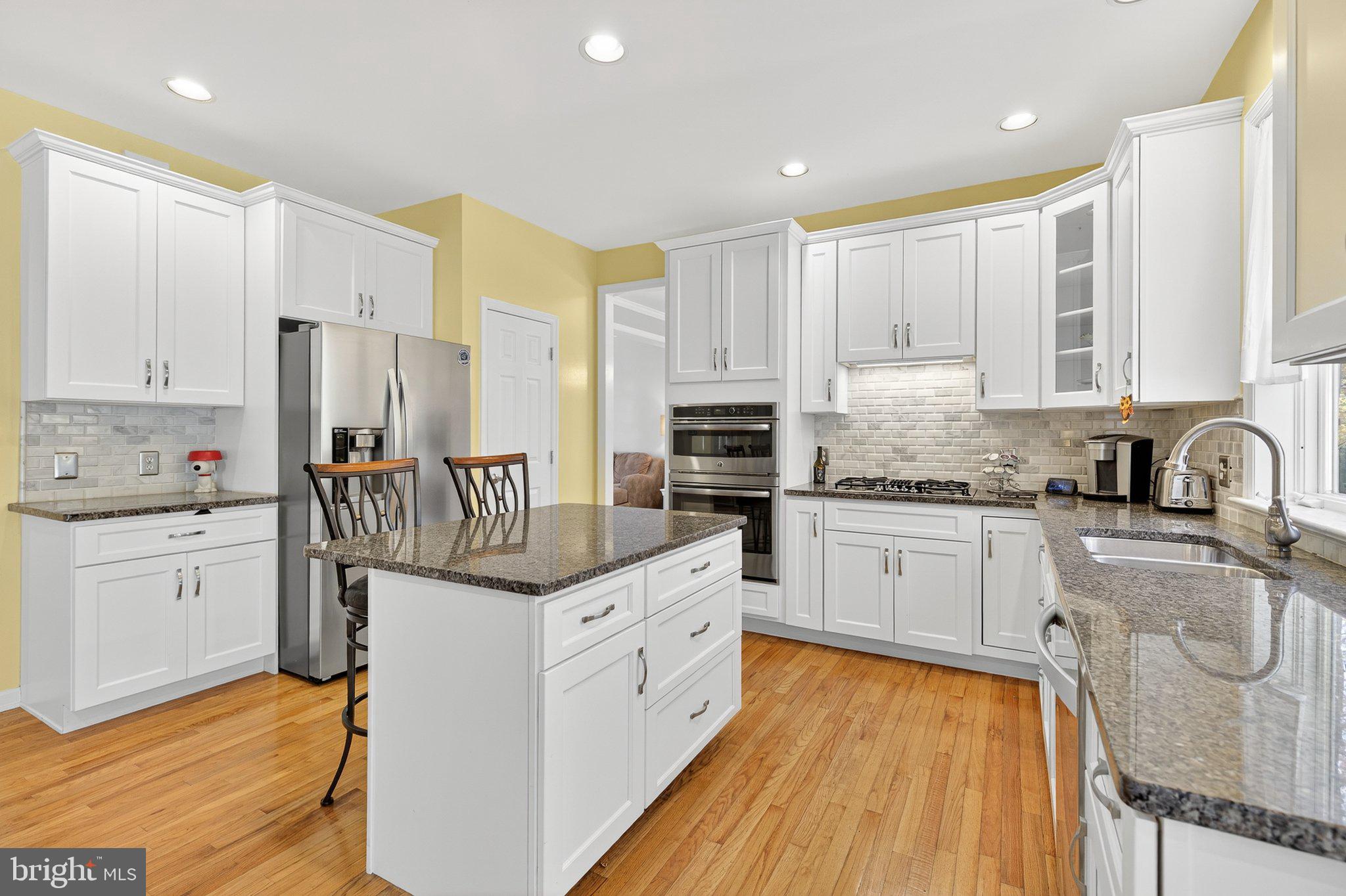 SENTRY WOODS - Residential