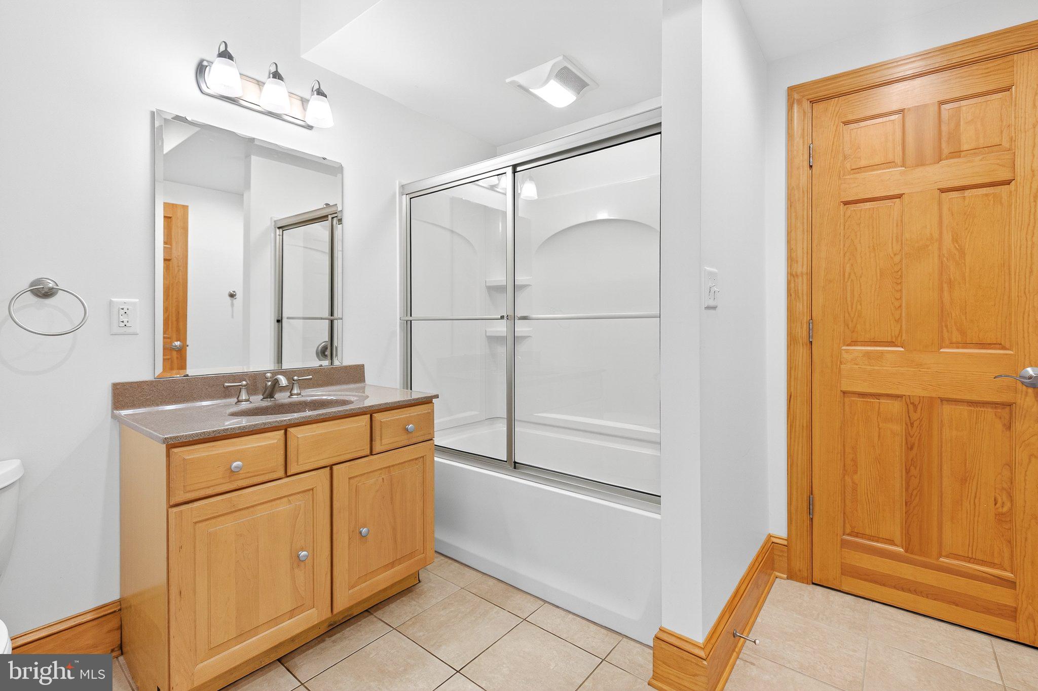 SENTRY WOODS - Residential