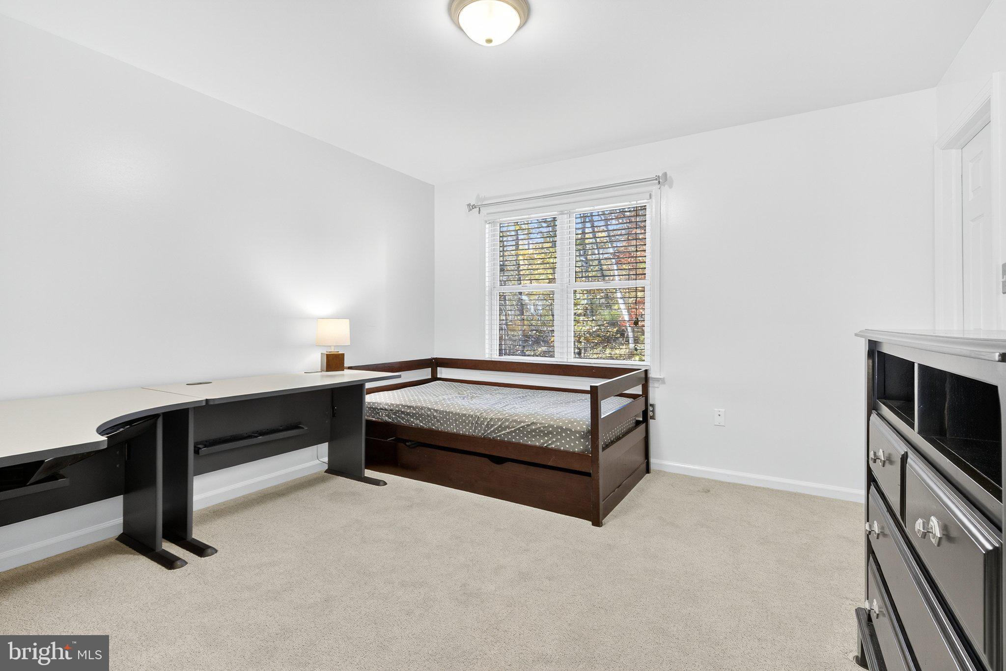 SENTRY WOODS - Residential