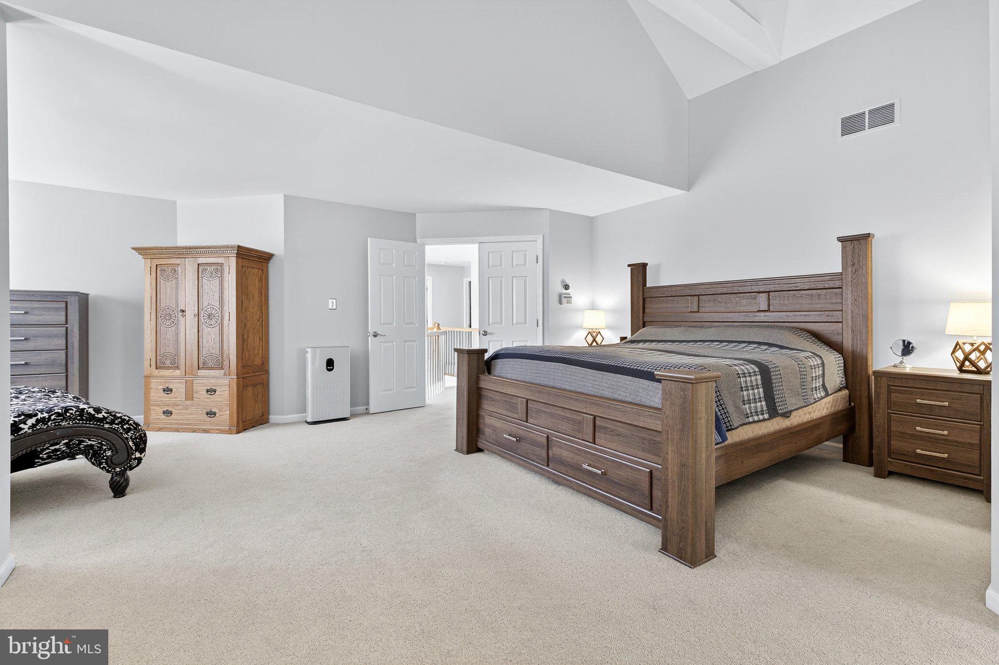 SENTRY WOODS - Residential