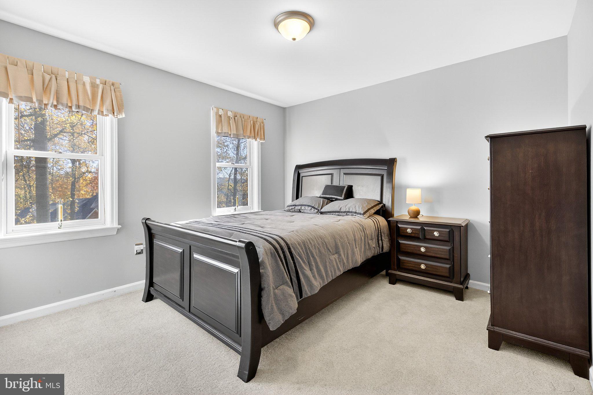 SENTRY WOODS - Residential