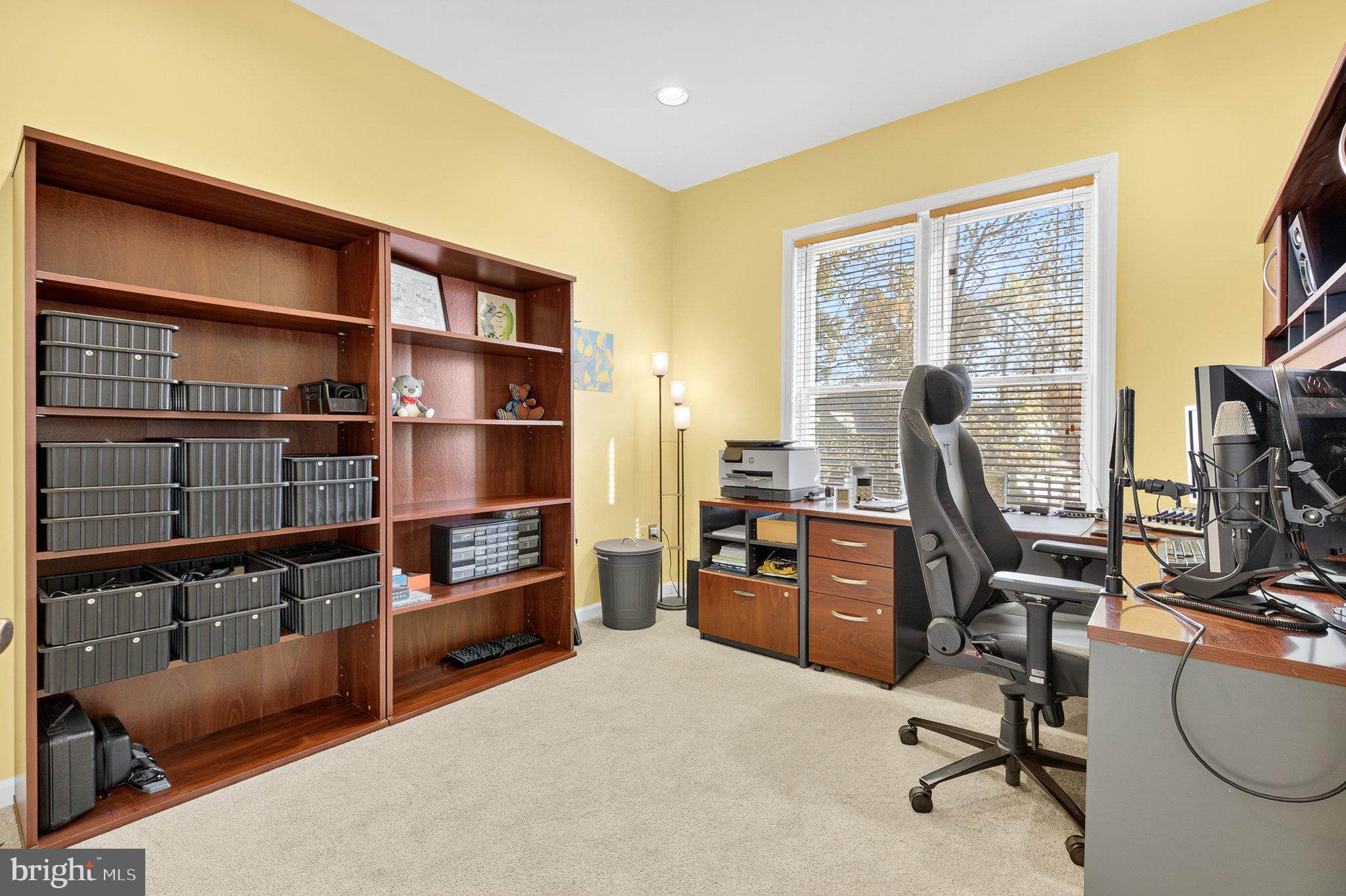 SENTRY WOODS - Residential