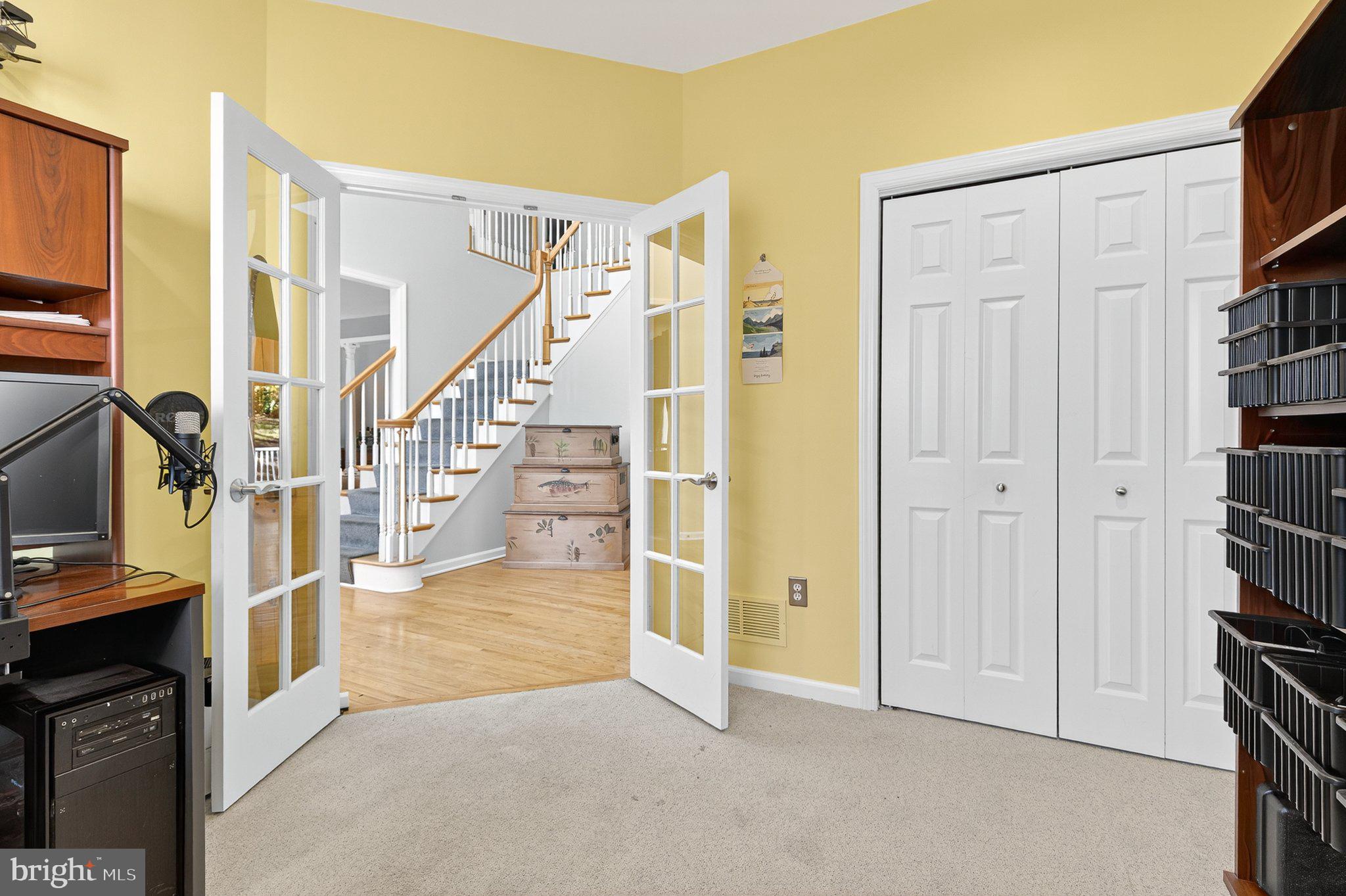 SENTRY WOODS - Residential