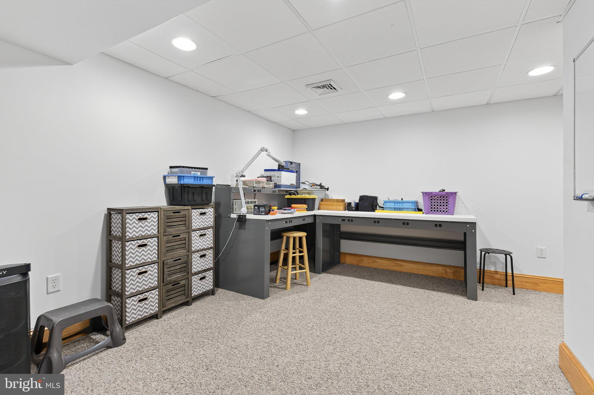 SENTRY WOODS - Residential