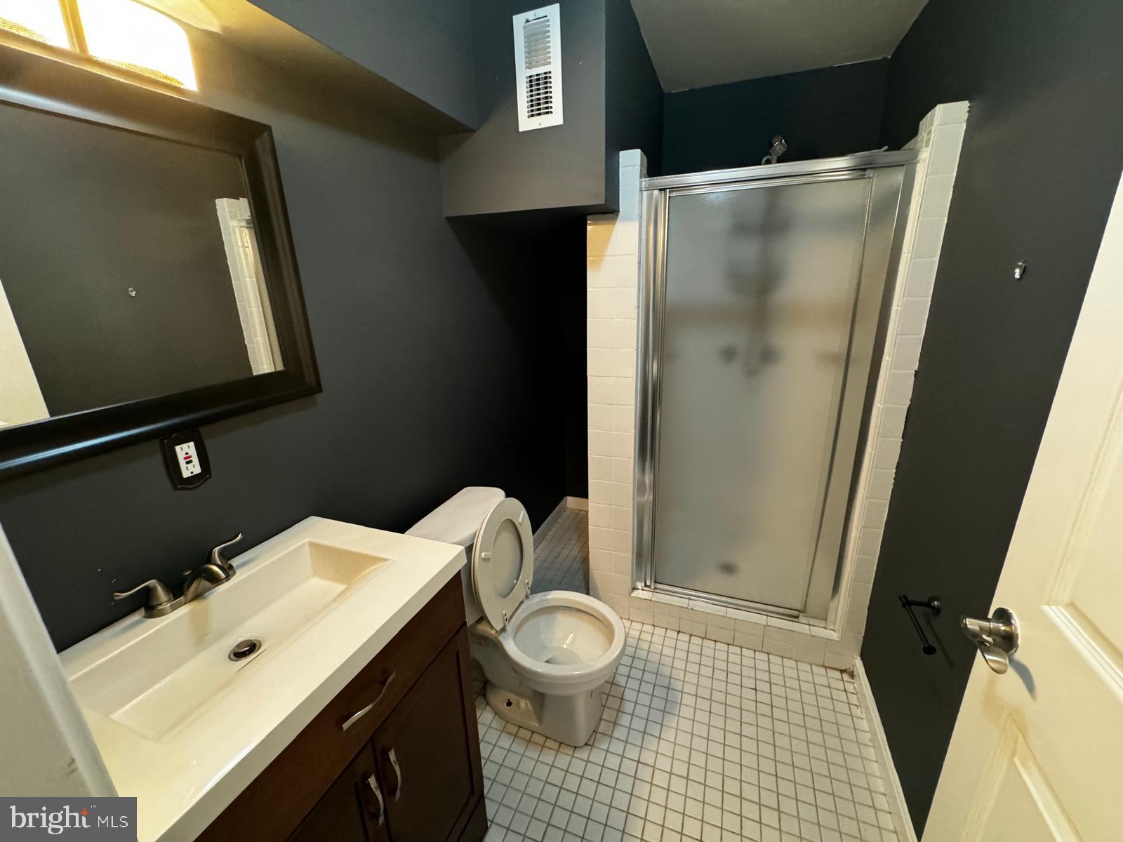 GREENSPRING OVERLOOK - Residential Lease