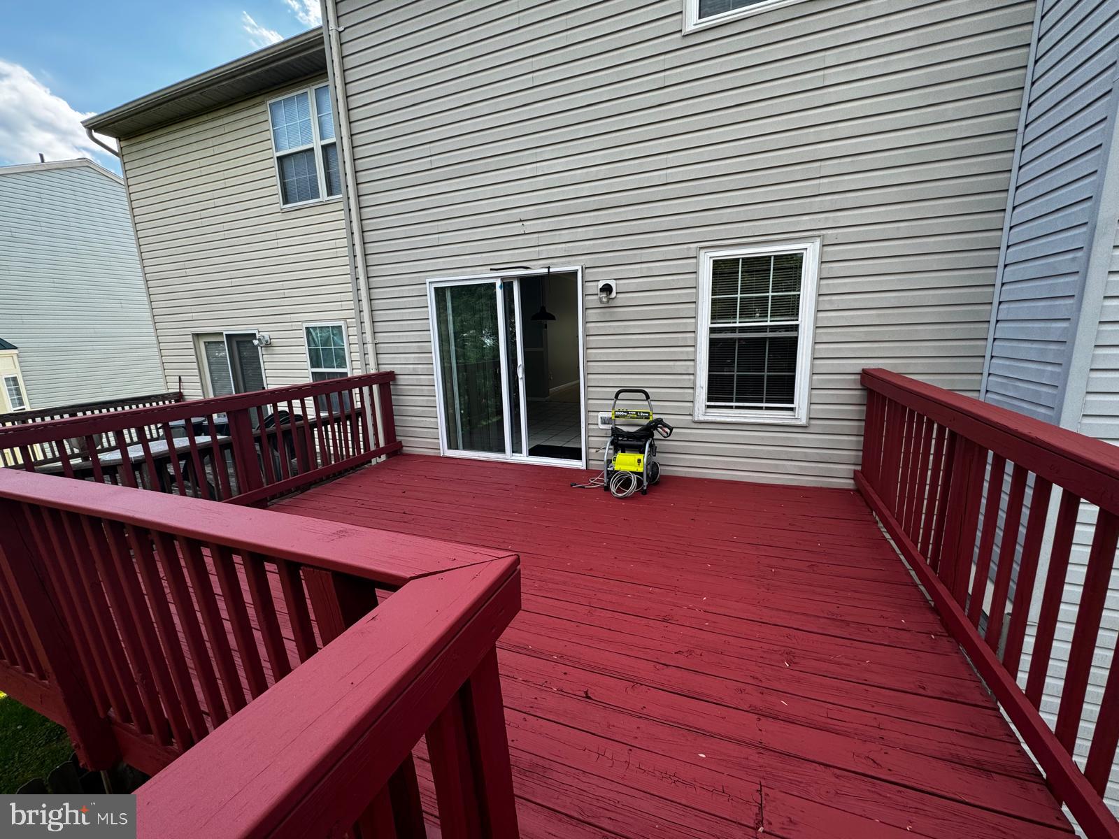 GREENSPRING OVERLOOK - Residential Lease