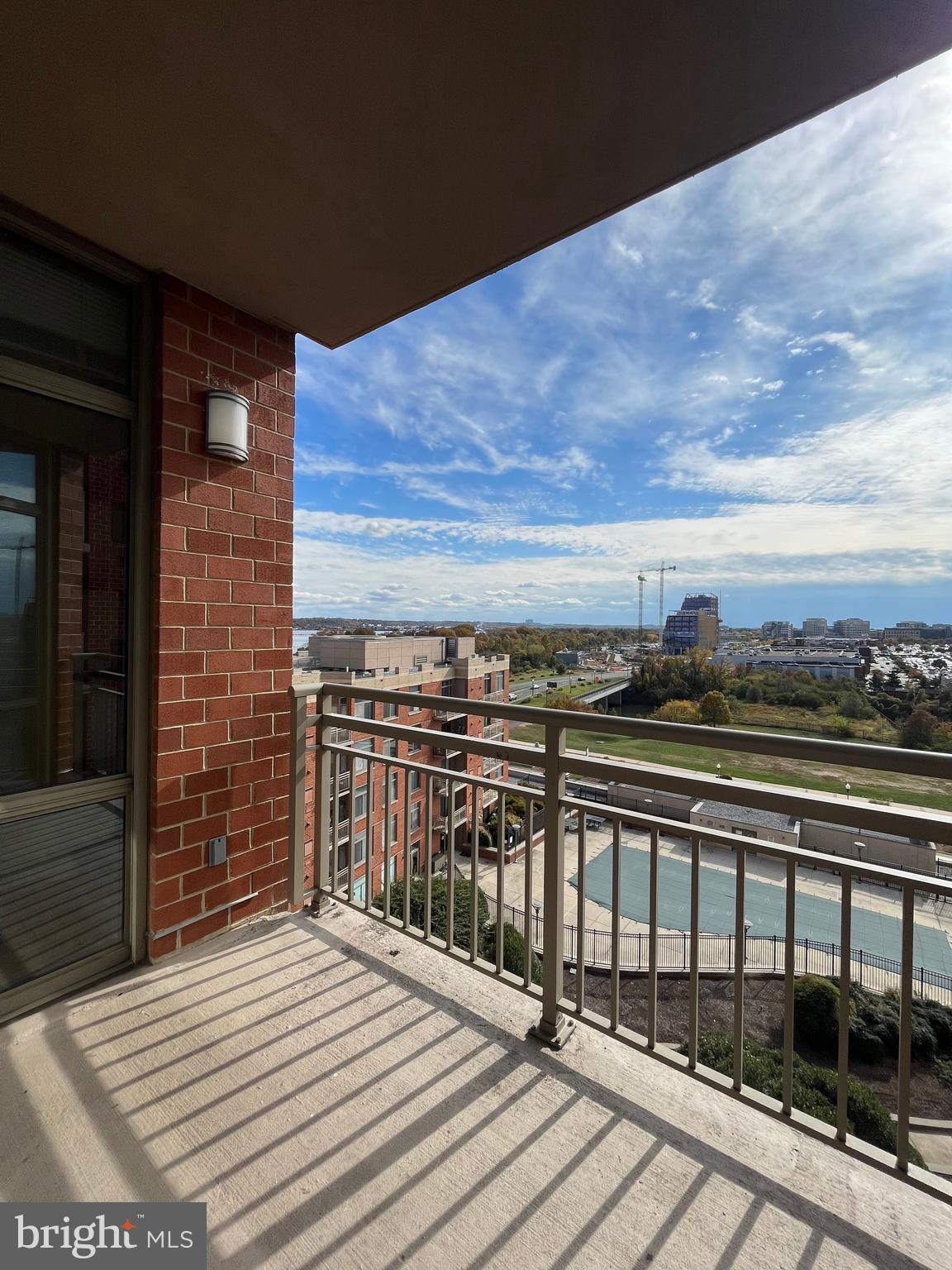 ECLIPSE ON CENTER PARK - Residential Lease