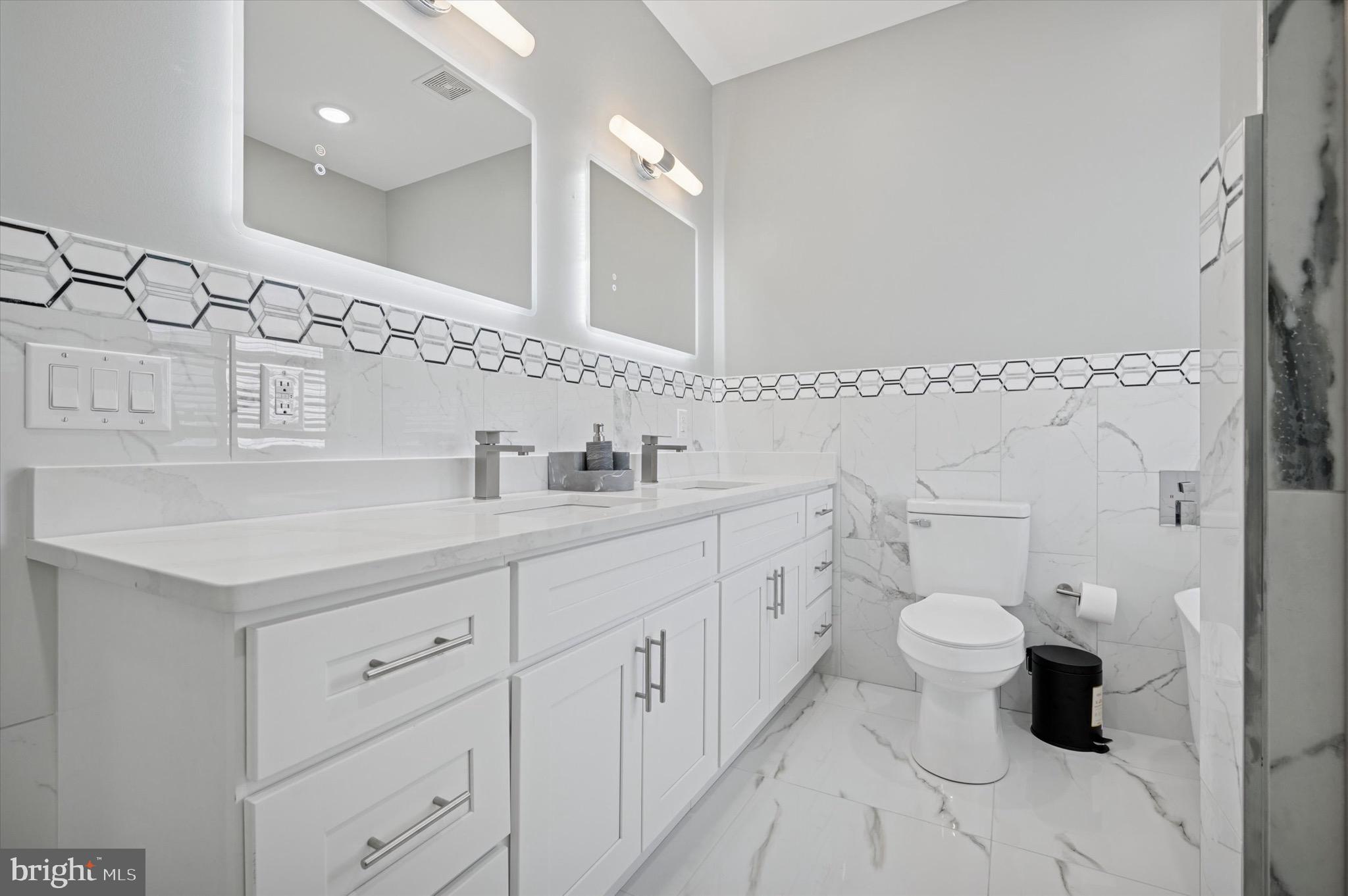 PHILADELPHIA - Residential
