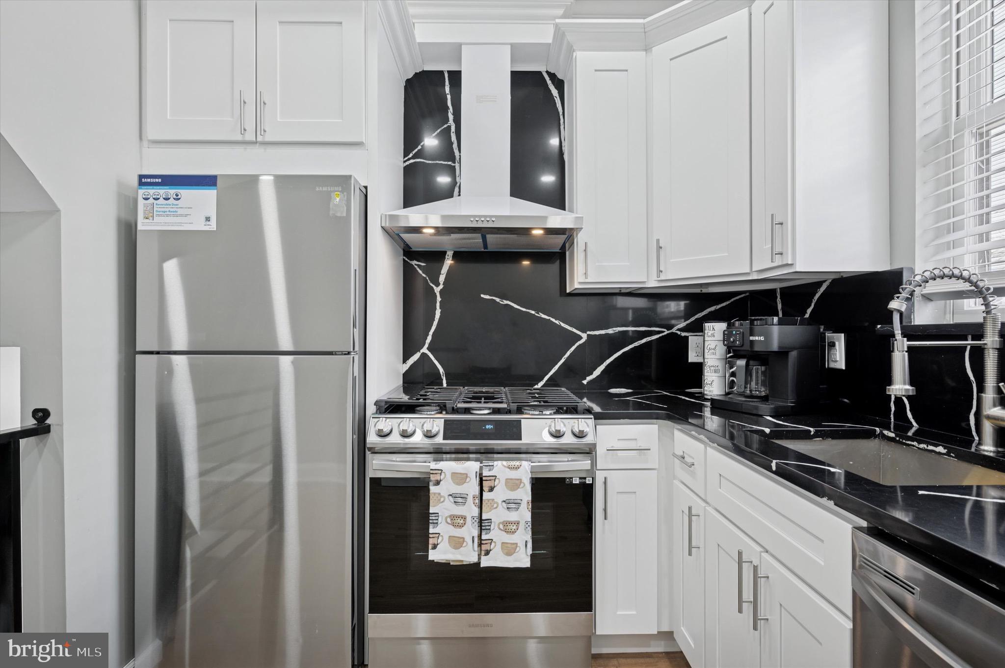 PHILADELPHIA - Residential