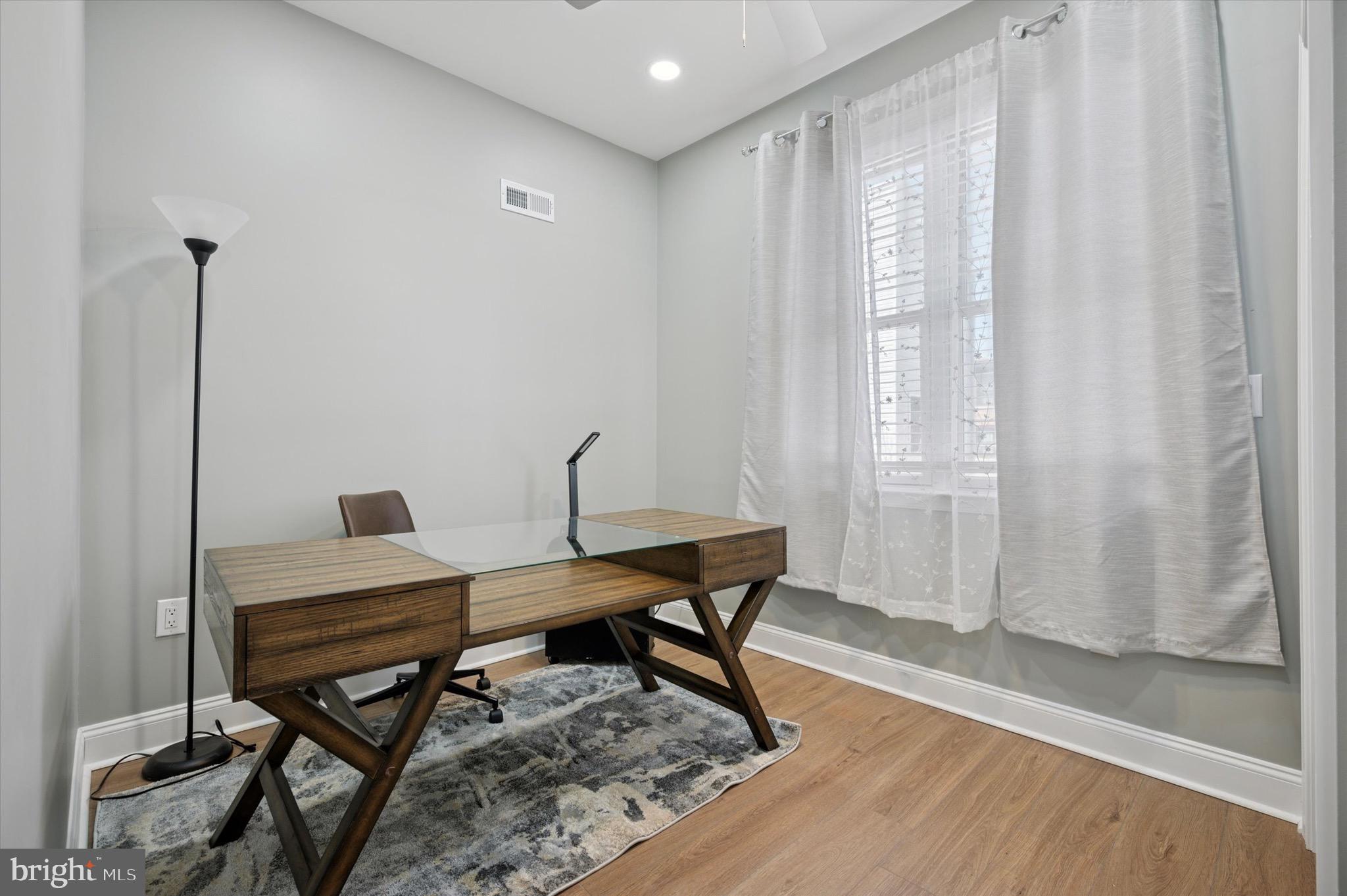 PHILADELPHIA - Residential
